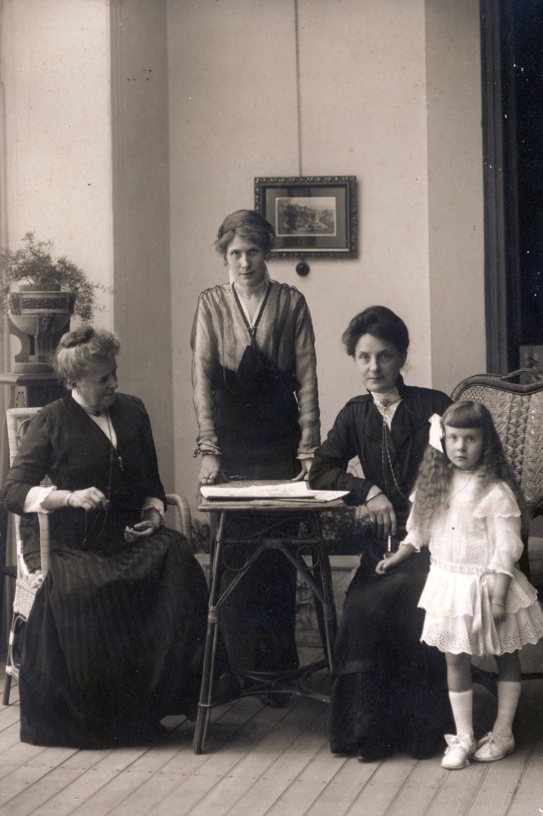 1904, Fortepan, portrait, kid, tableau, women, kid, staged, woman, Fortepan #114808