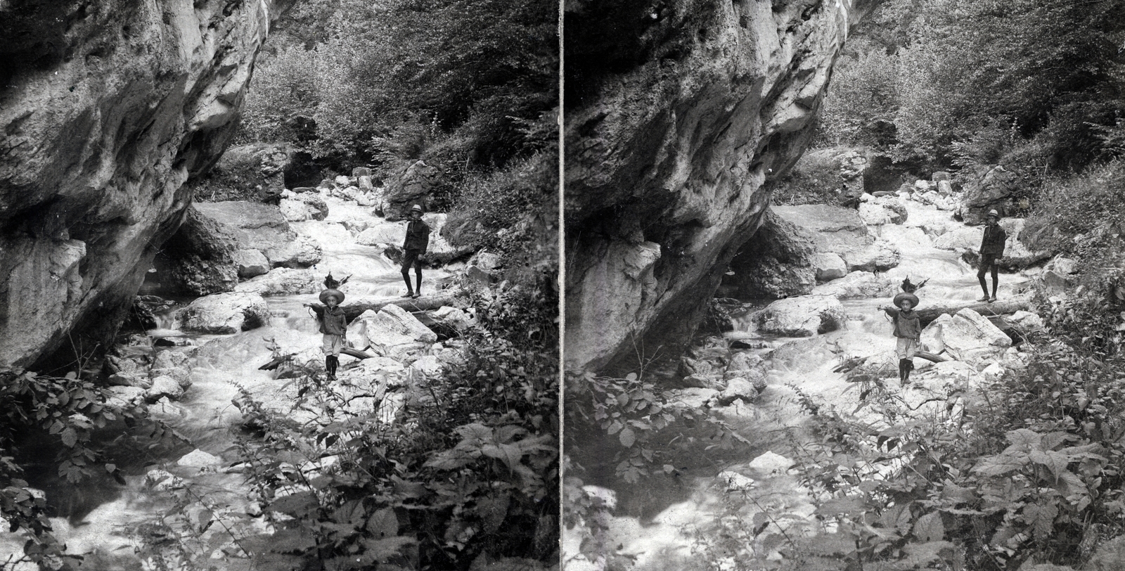 1905, Fortepan/Album007, stereophoto, hat, kids, rock, watercourse, Fortepan #114826