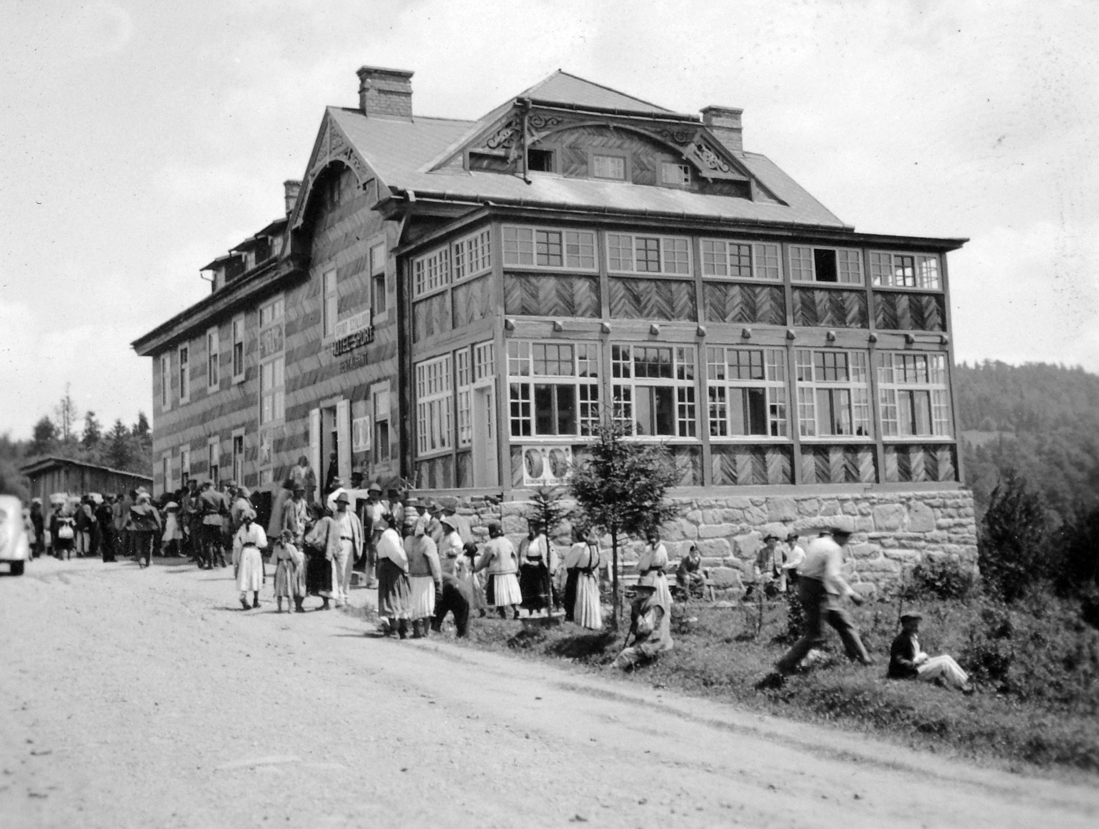 Ukraine,Zakarpattia Oblast, Uzhok, Sportszálló., 1939, Gyöngyi, hotel, architecture, Fortepan #11490