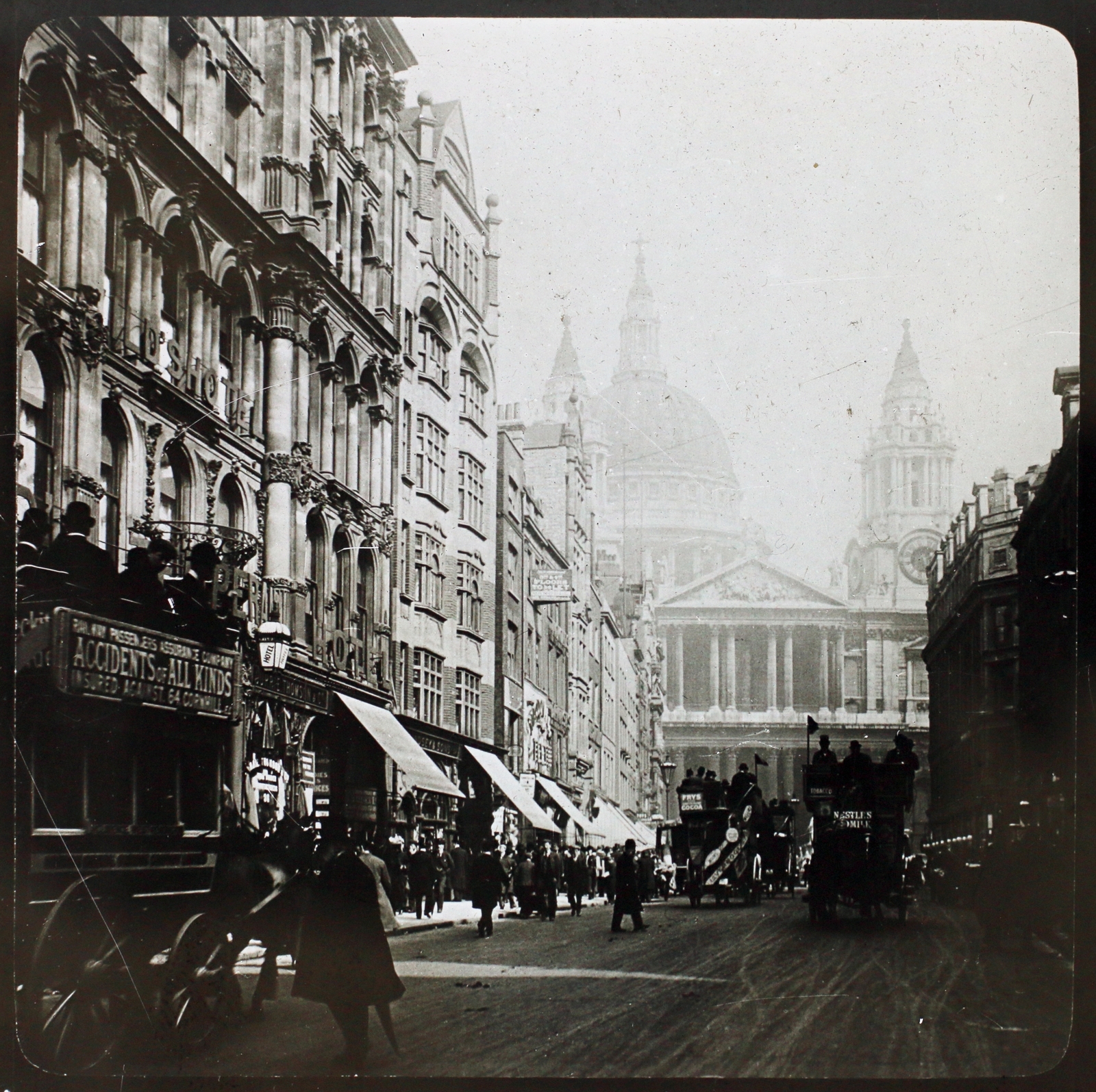 Egyesült Királyság, London, Ludgate Hill, szemben a Szent Pál-székesegyház., 1900, Fortepan/Album006, templom, utcakép, barokk-stílus, székesegyház, Anglikán egyház, Christopher Wren-terv, Fortepan #115047