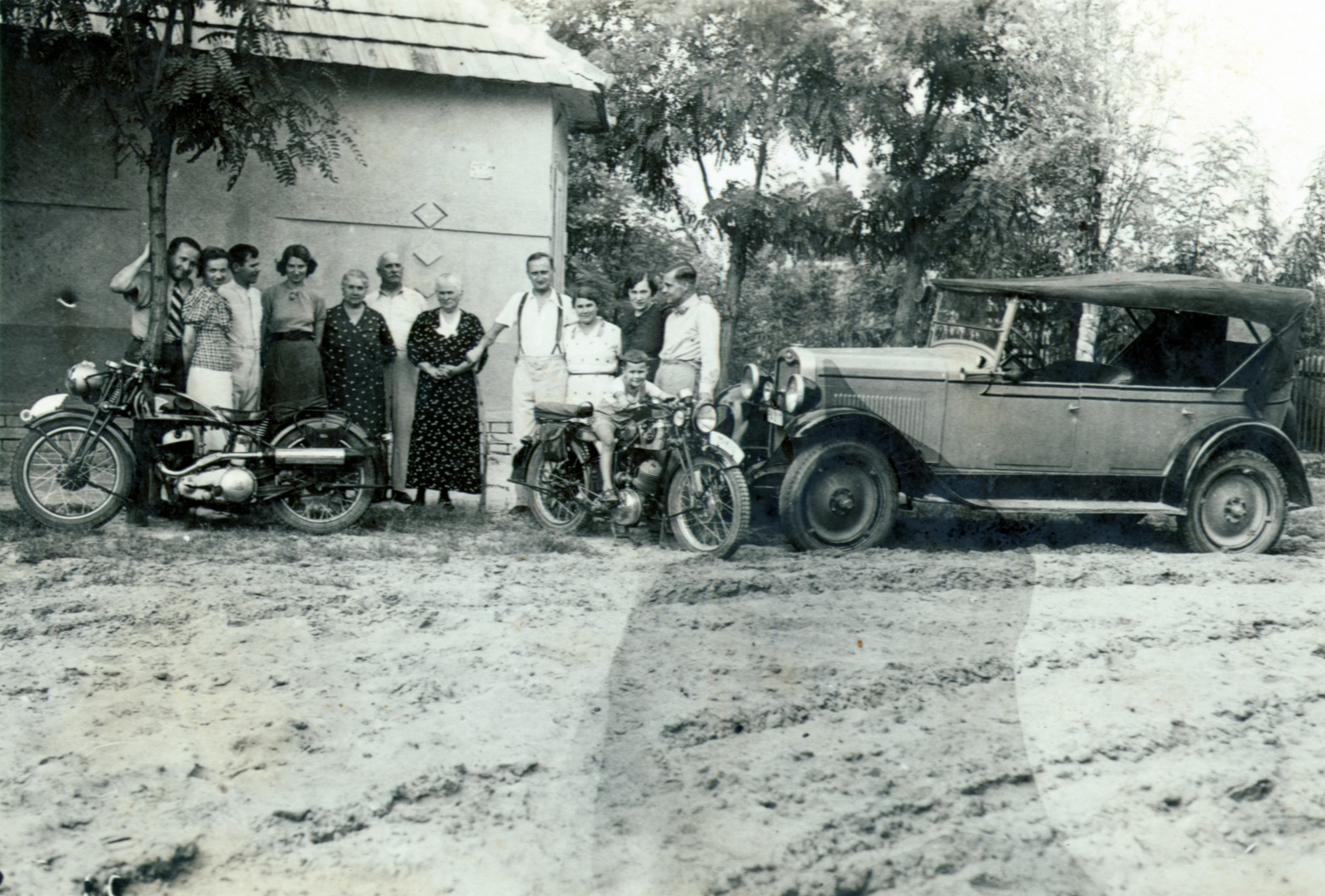1938, Kelemen Zsuzsa, Triumph-brand, Fortepan #115108