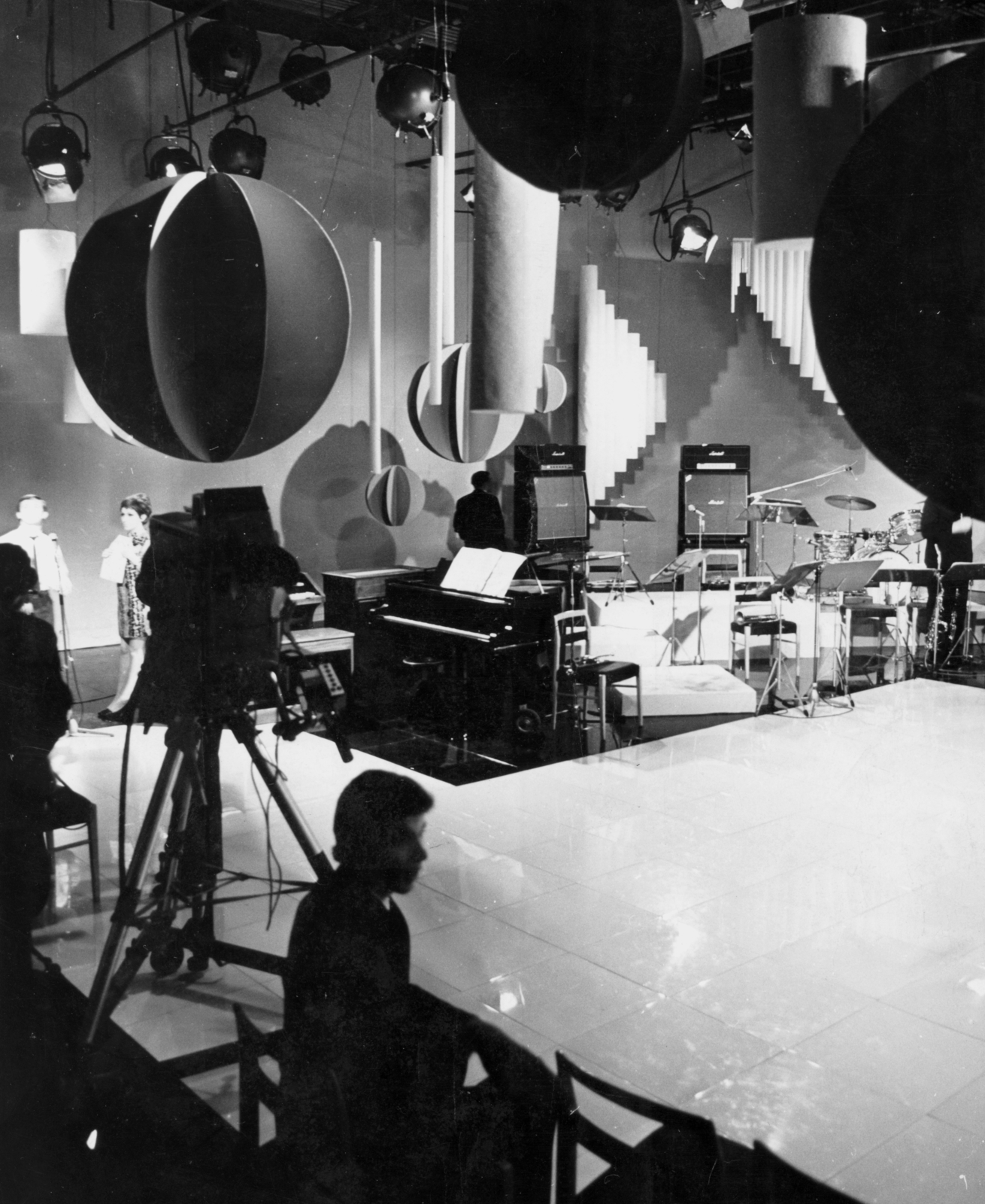 1972, Zsivkov Anita - Koós Árpád / Kocsis András fényképei, Magyar Televízió, tévékamera, Kocsis Mária-díszletterv, Fortepan #115162