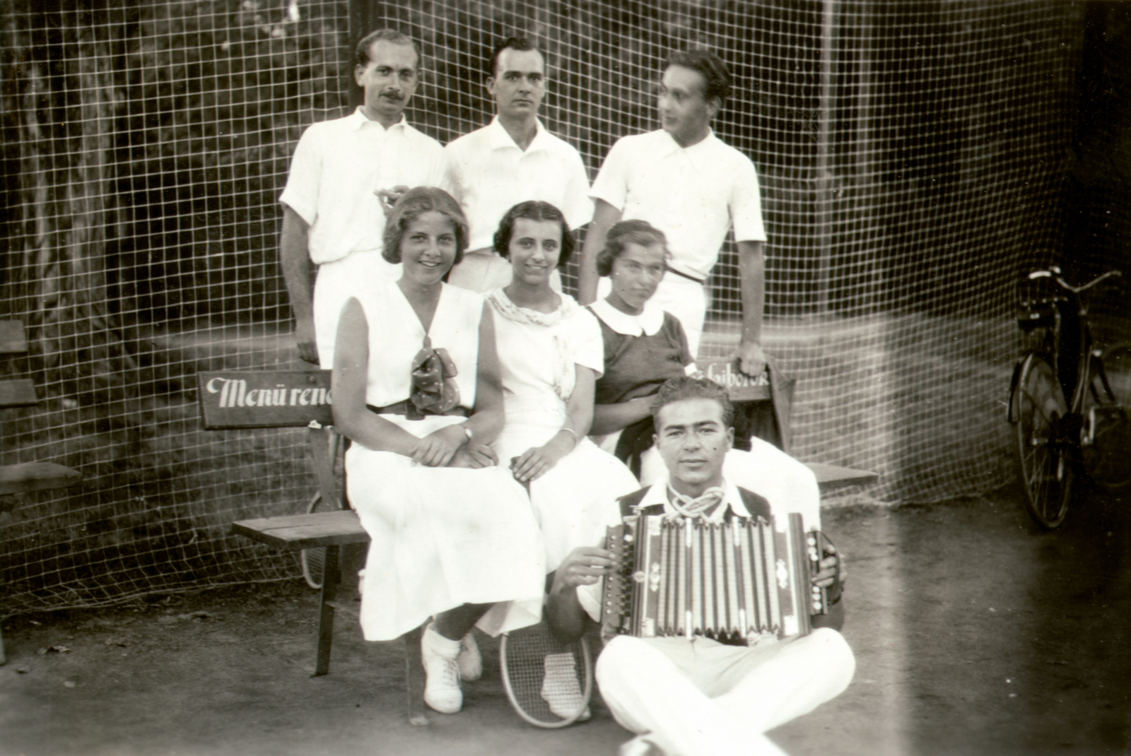 1934, Martinez Judit, csoportkép, tangóharmonika, tenisz, Fortepan #115282