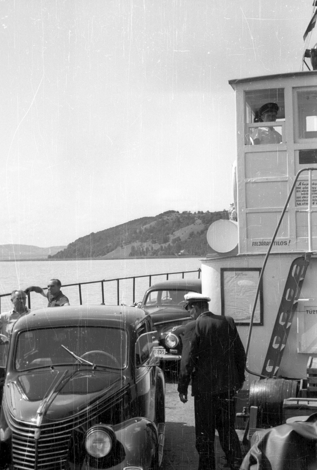 Magyarország,Balaton, Tihany, a Komp I. üzemben Szántód felé., 1957, Répay András, komp, automobil, Komp I. hajó, Fortepan #115457