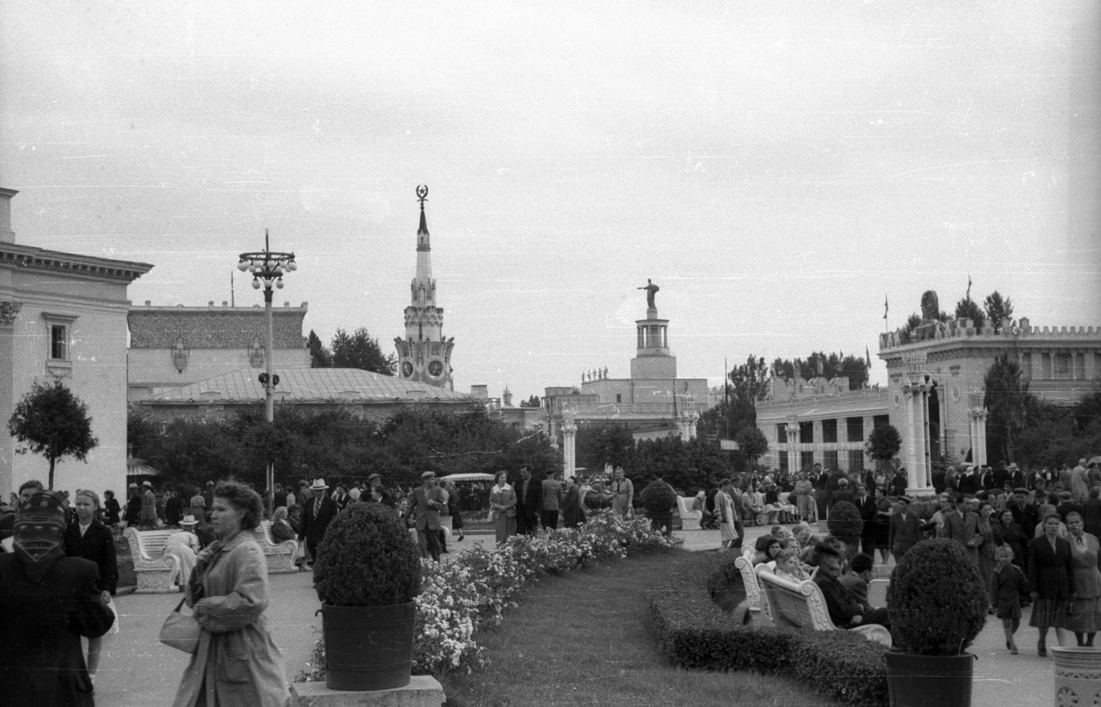 Russia, Moscow, Népgazdaság Eredményeinek Kiállítása (később Összoroszországi Kiállítási Központ)., 1958, Répay András, Soviet Union, socialist realism, fair, National Heritage, Fortepan #115484