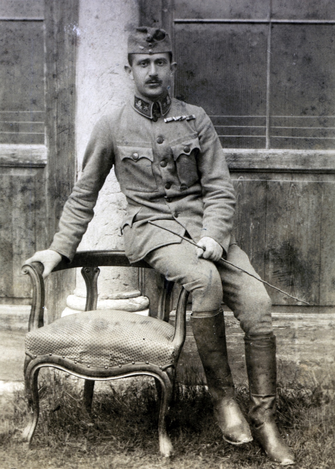 1915, Schmal Alexandra, First World War, sitting on the armrest of a chair, Fortepan #115556
