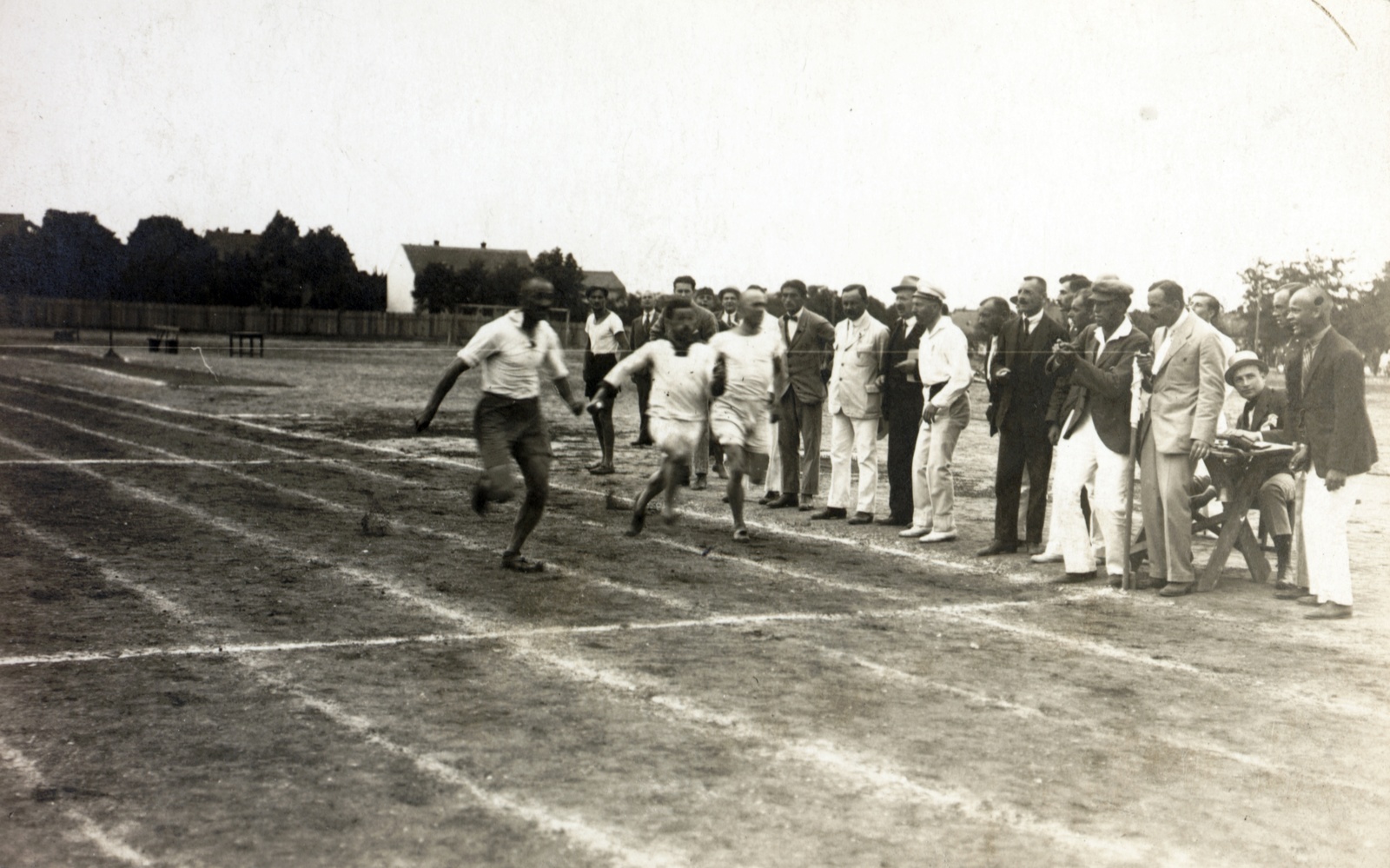 Hungary, Kaposvár, a felvétel a Kaposvári Városi Sporttelep (Turul-pálya, Dózsa-pálya) felavatása alkalmával rendezett atlétikai viadalon készült, 1922. július 30-án., 1922, Schmal Alexandra, athletics, competitive running, Fortepan #115581