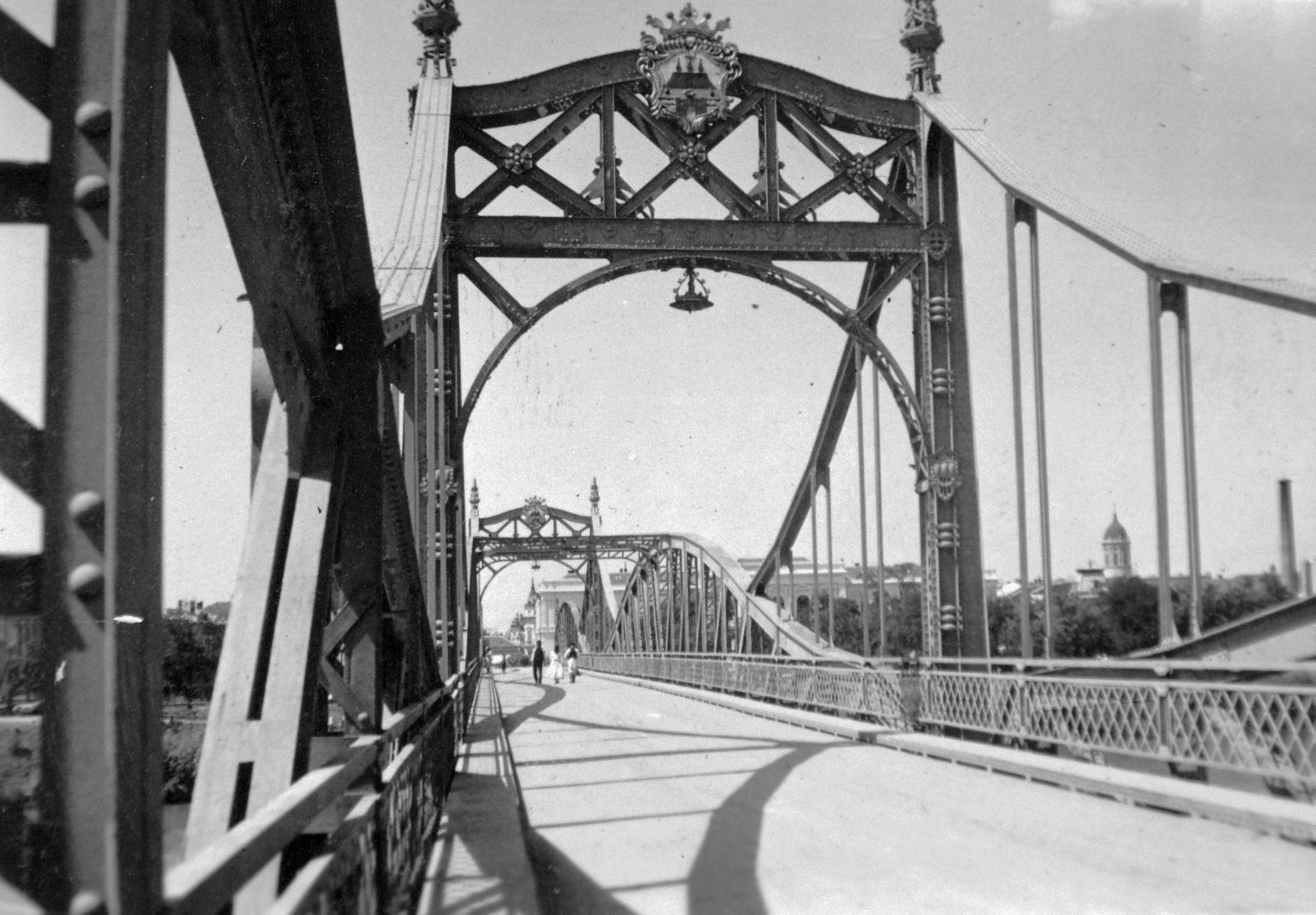 Romania,Transylvania, Arad, Erzsébet híd., 1931, Gyöngyi, bridge, crest, Fortepan #11572