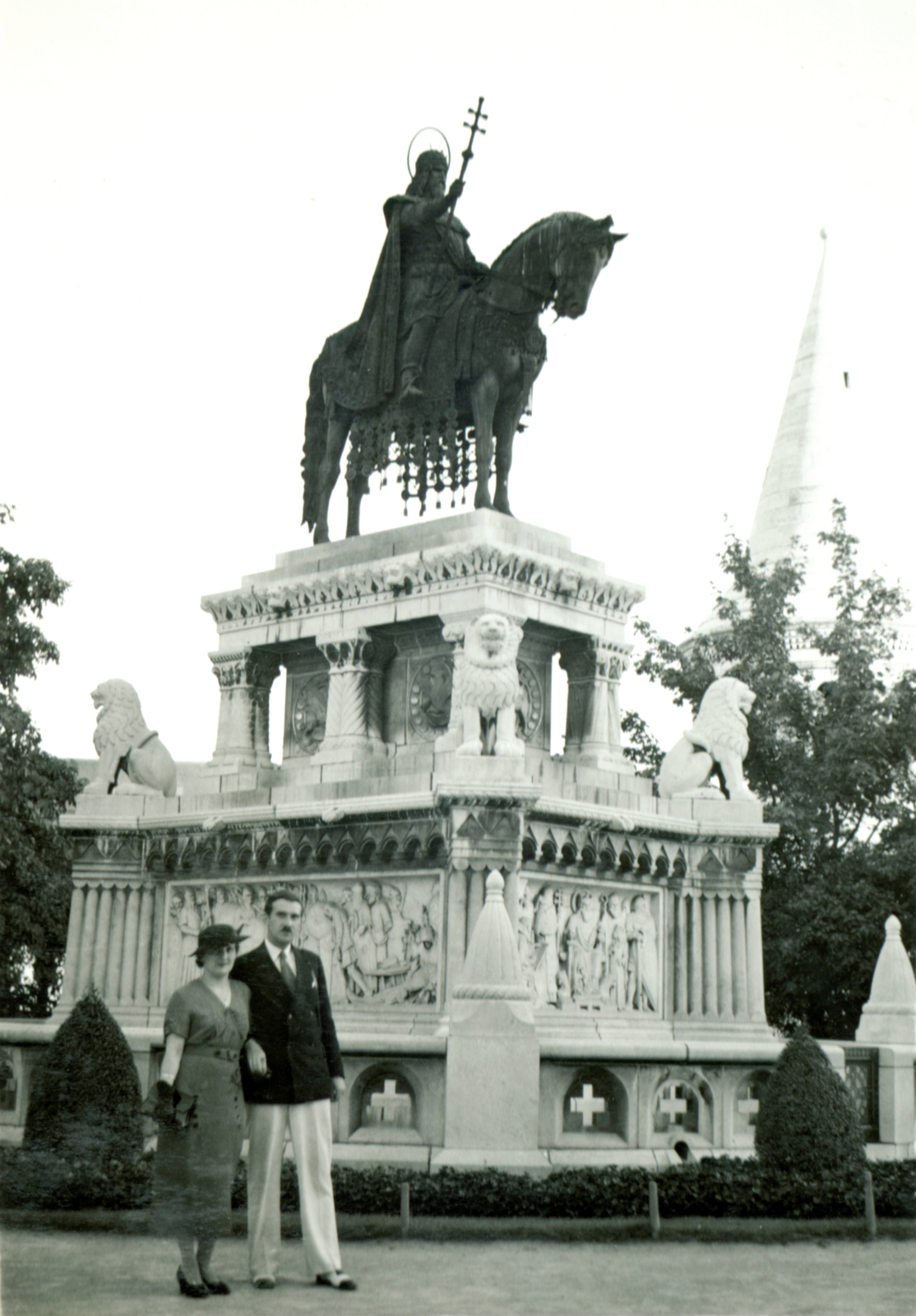 Magyarország, budai Vár, Budapest I., Szentháromság tér, Szent István szobra (Stróbl Alajos, 1906.)., 1928, AG, lovas szobor, Szent István-ábrázolás, Budapest, Stróbl Alajos-terv, Fortepan #115908