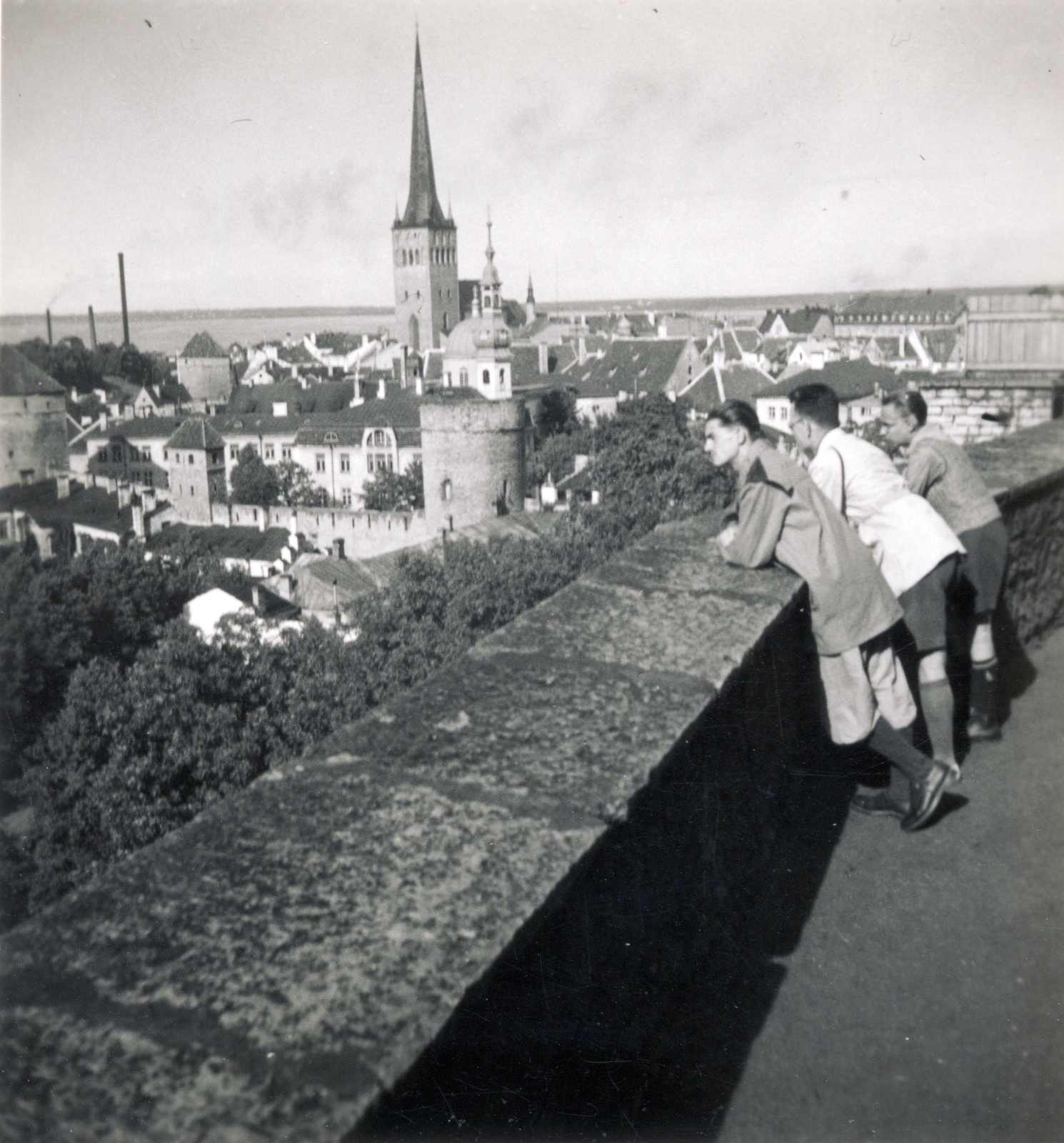 Észtország, Tallinn, szemben a Szent Olaf-templom., 1937, Lettner József, Fortepan #116178