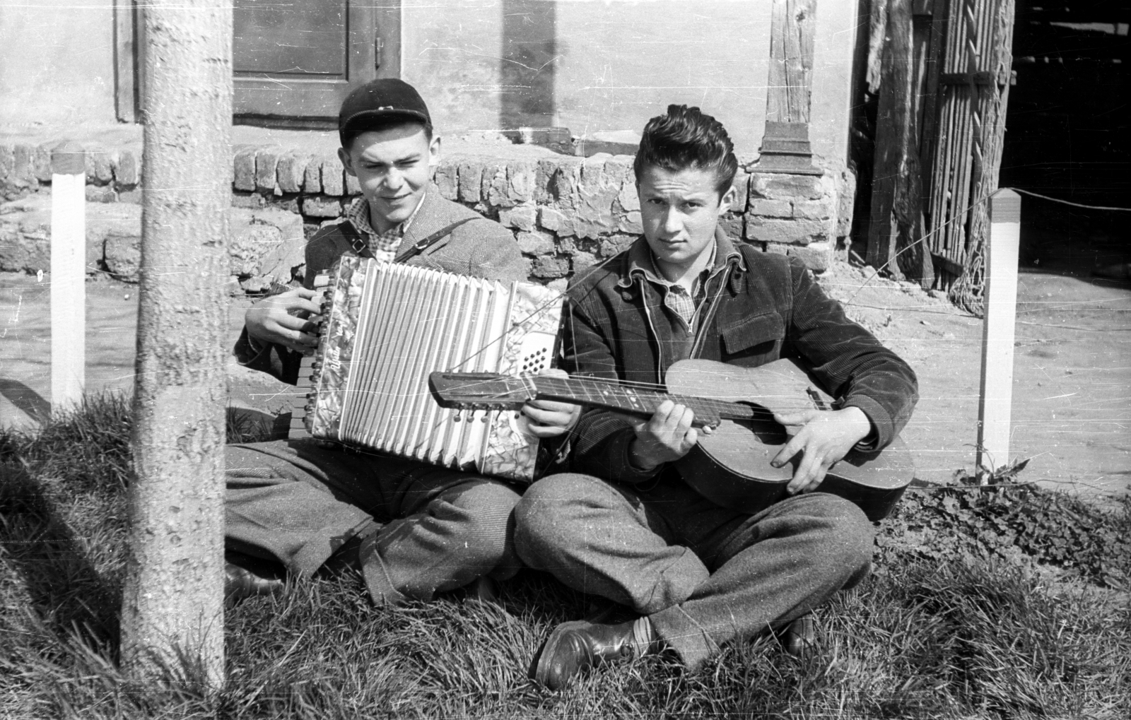 1958, Szűcs Nóra, accordion, guitar, Fortepan #116579