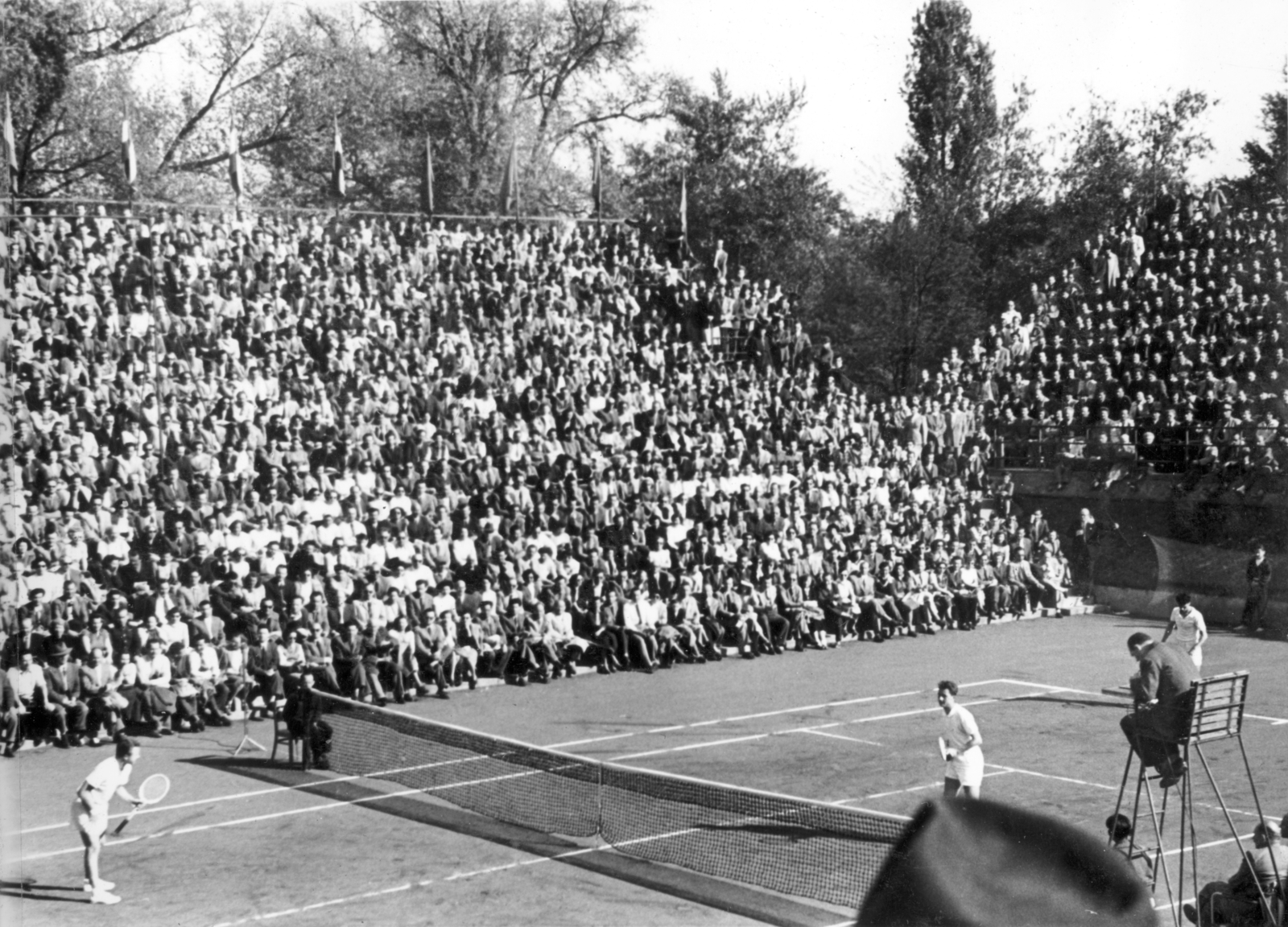 Hungary, Margit Islands, Budapest, Dózsa teniszstadion., 1956, Vojnich Pál, audience, Fortepan #116626