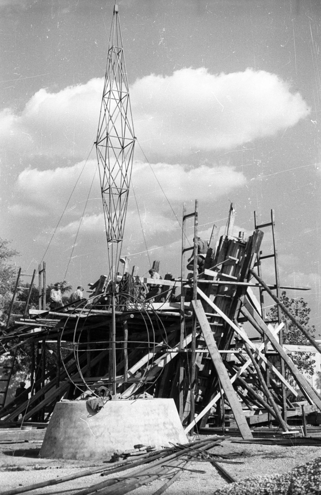 Hungary, 1960, FSZEK Budapest Gyűjtemény / Sándor György, Sándor György, construction, scaffolding, Fortepan #116956