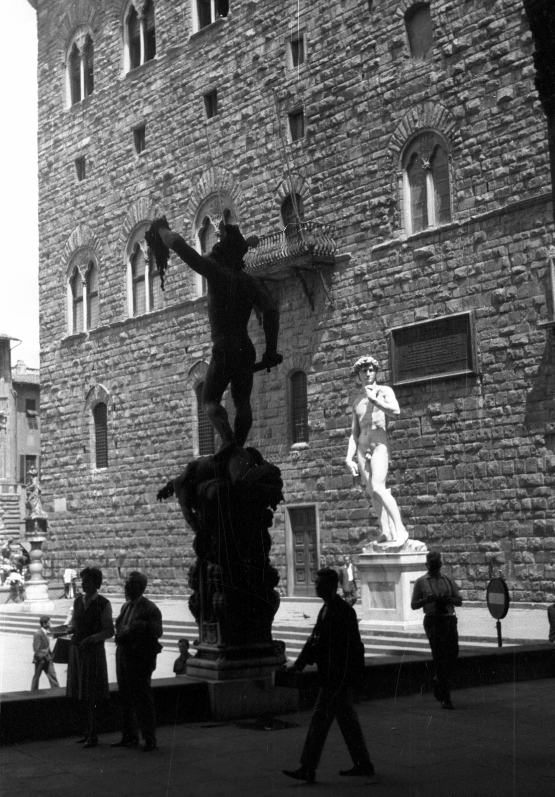 Italy, Florence, Piazza della Signoria a Loggia dei Lanzi felől nézve., 1965, Aradi Péter, Szenczi Mária, Fortepan #117309