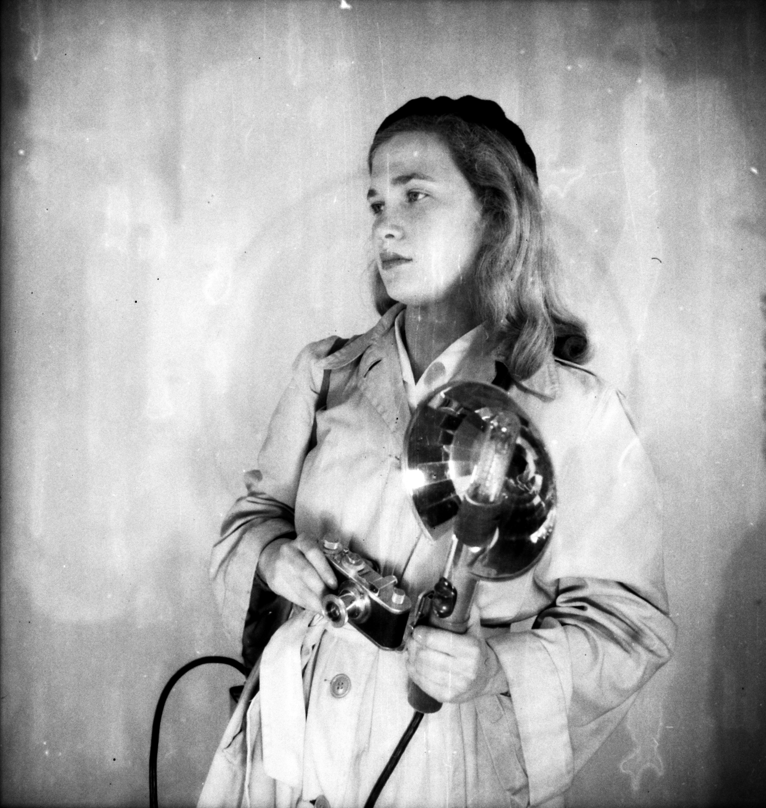 1955, Aradi Péter, Szenczi Mária, photography, photo aspect ratio: square, portrait, camera, flash, Best of, Fortepan #117351