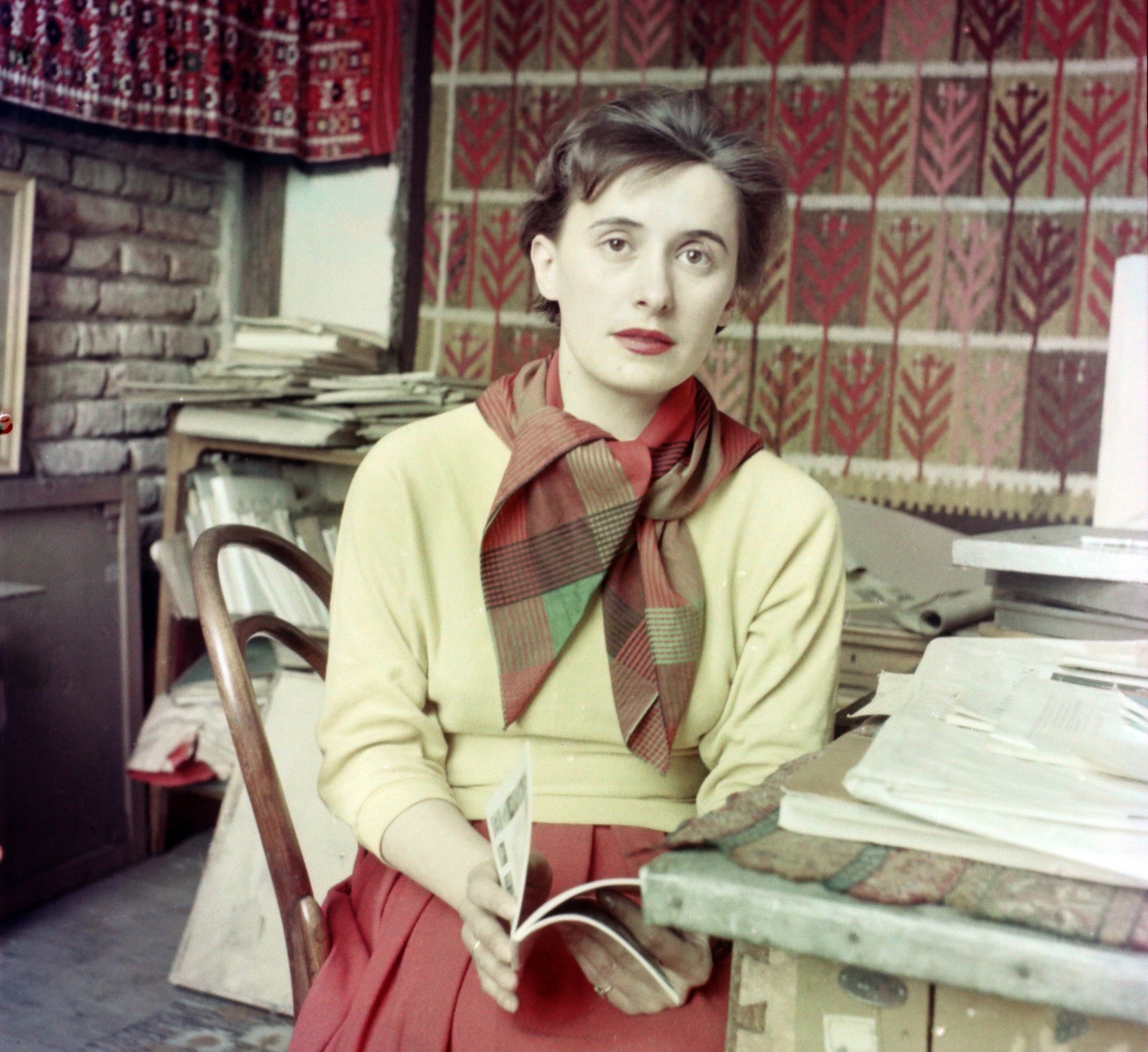 Magyarország, Túry Mária festőművész., 1956, Aradi Péter, Szenczi Mária, színes, nő, híres ember, portré, smink, Fortepan #117478