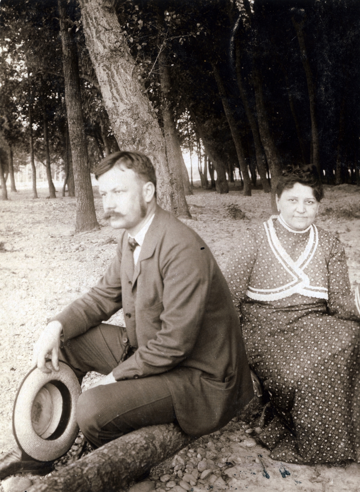 1904, Erdőssy Béla, back, double portrait, trunk, hat in hand, Fortepan #117761
