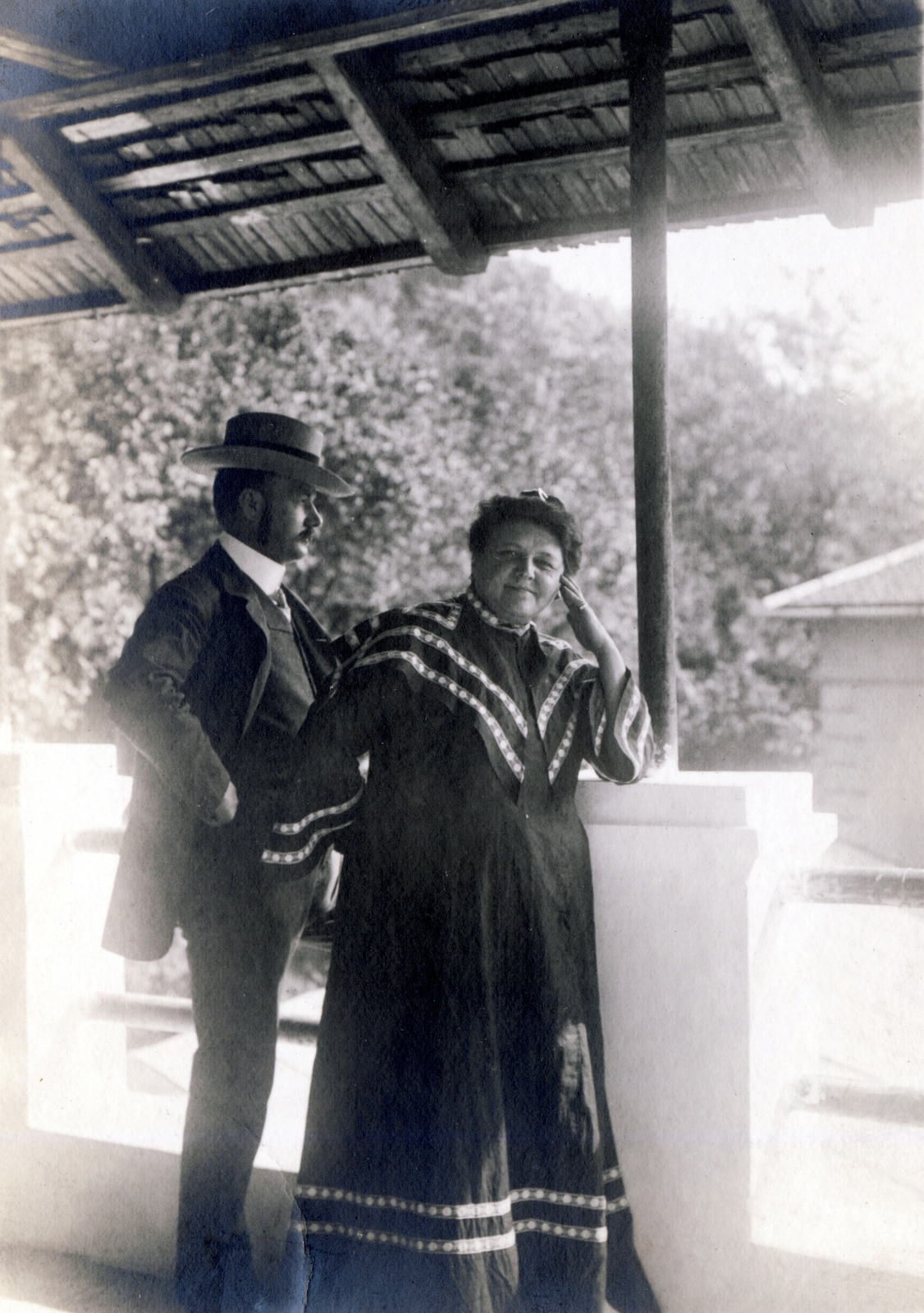 1905, Erdőssy Béla, kalap, úriember, hölgy, csípőre tett kéz, terasz, könyökölni, Fortepan #117790