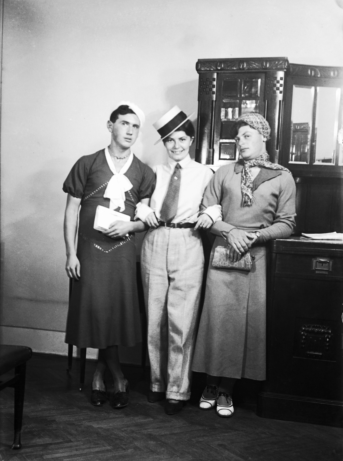 1934, Glázer Attila, tableau, costume, cross-dressing, three people, Fortepan #117804