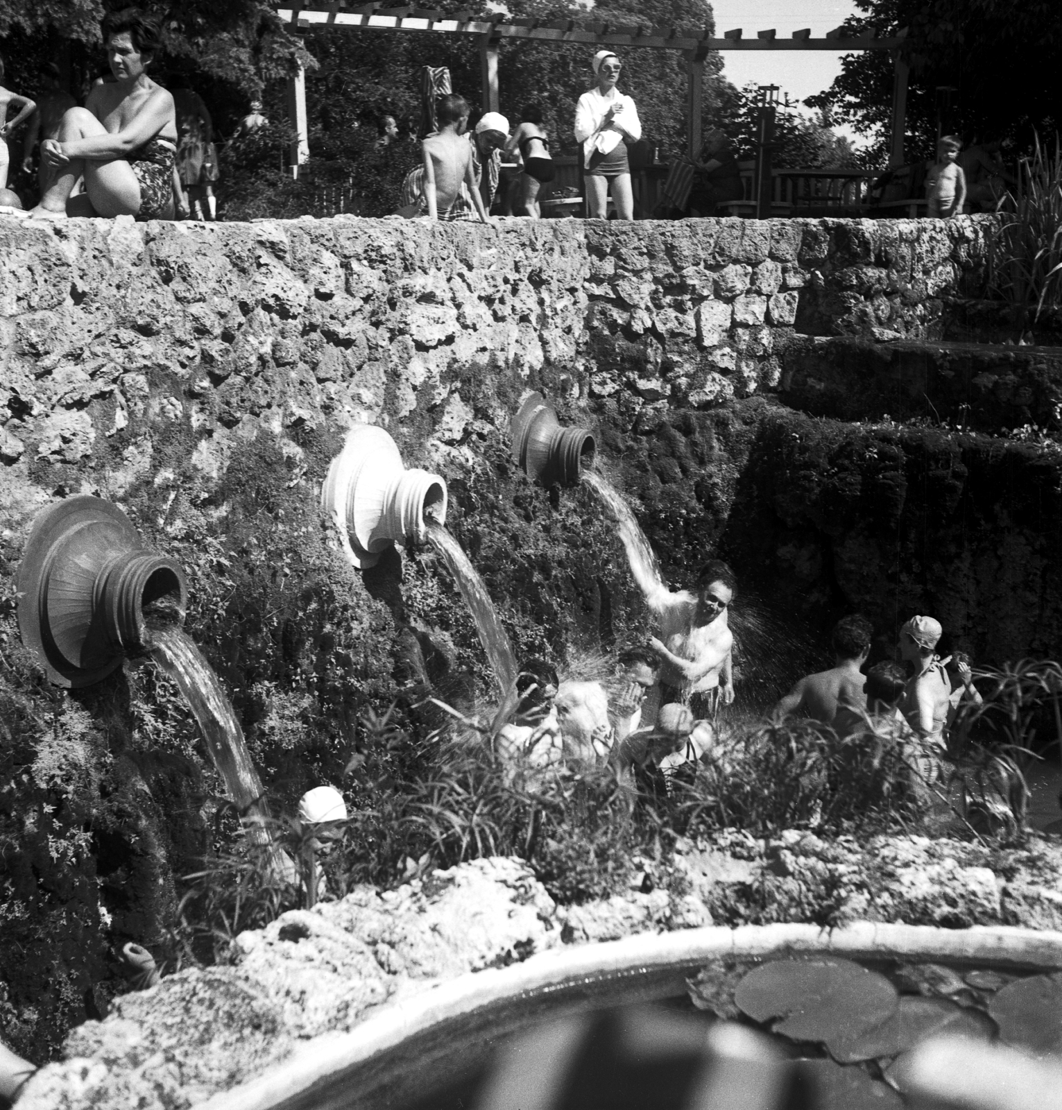 Hungary, Eger, városi strand., 1950, Glázer Attila, beach, Fortepan #117851