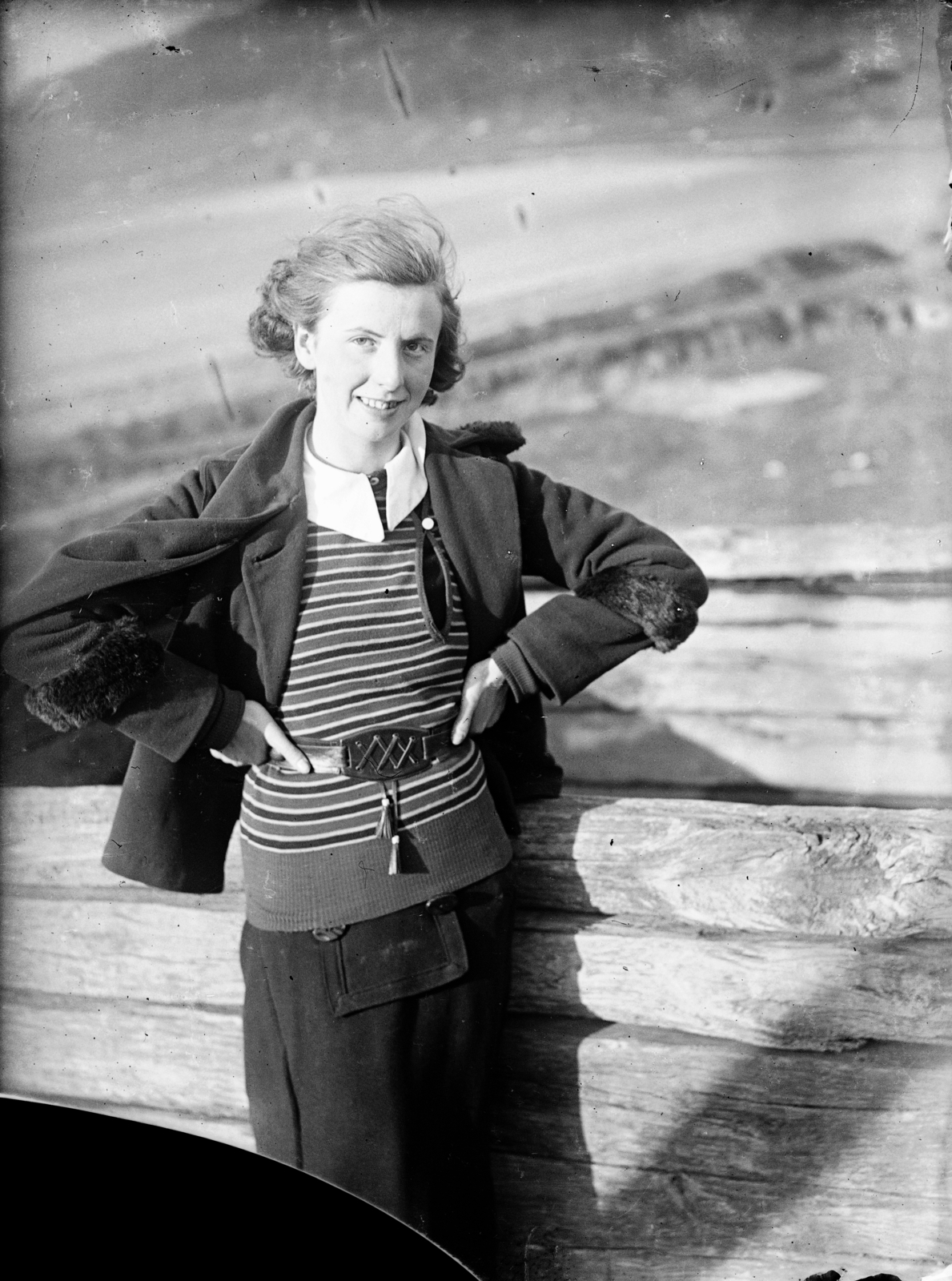 1940, Glázer Attila, akimbo, Fortepan #117912