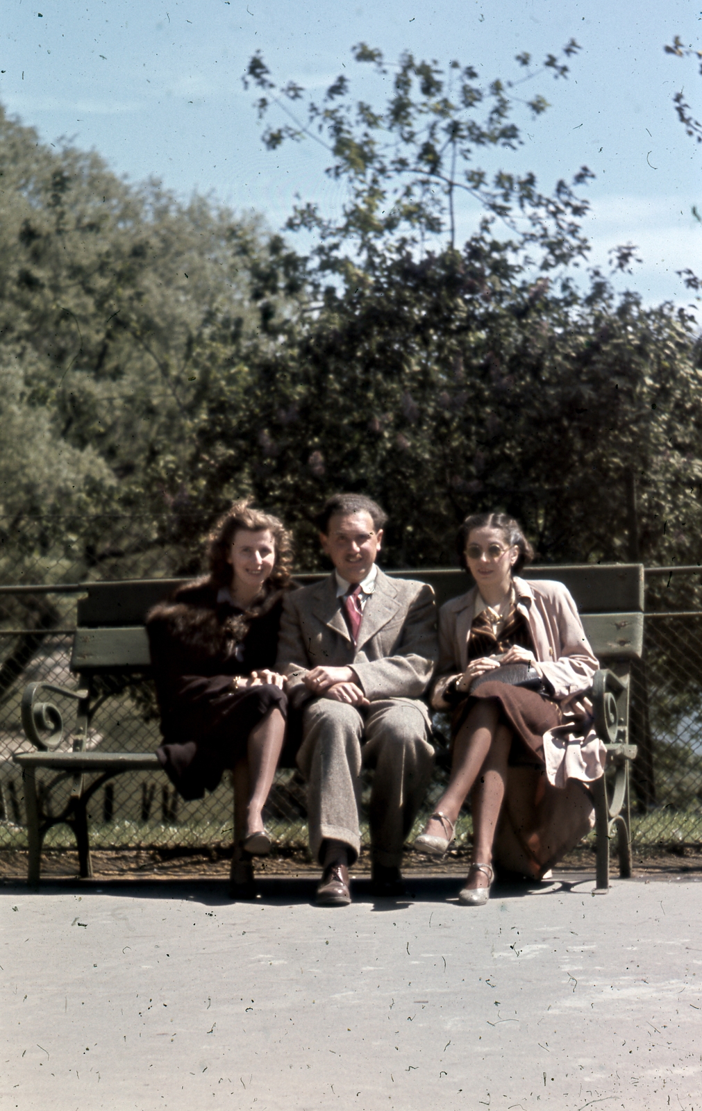 Hungary, Zoo, Budapest XIV., a felvétel a Nagy-tónál készült., 1943, Glázer Attila, Budapest, colorful, Fortepan #117977