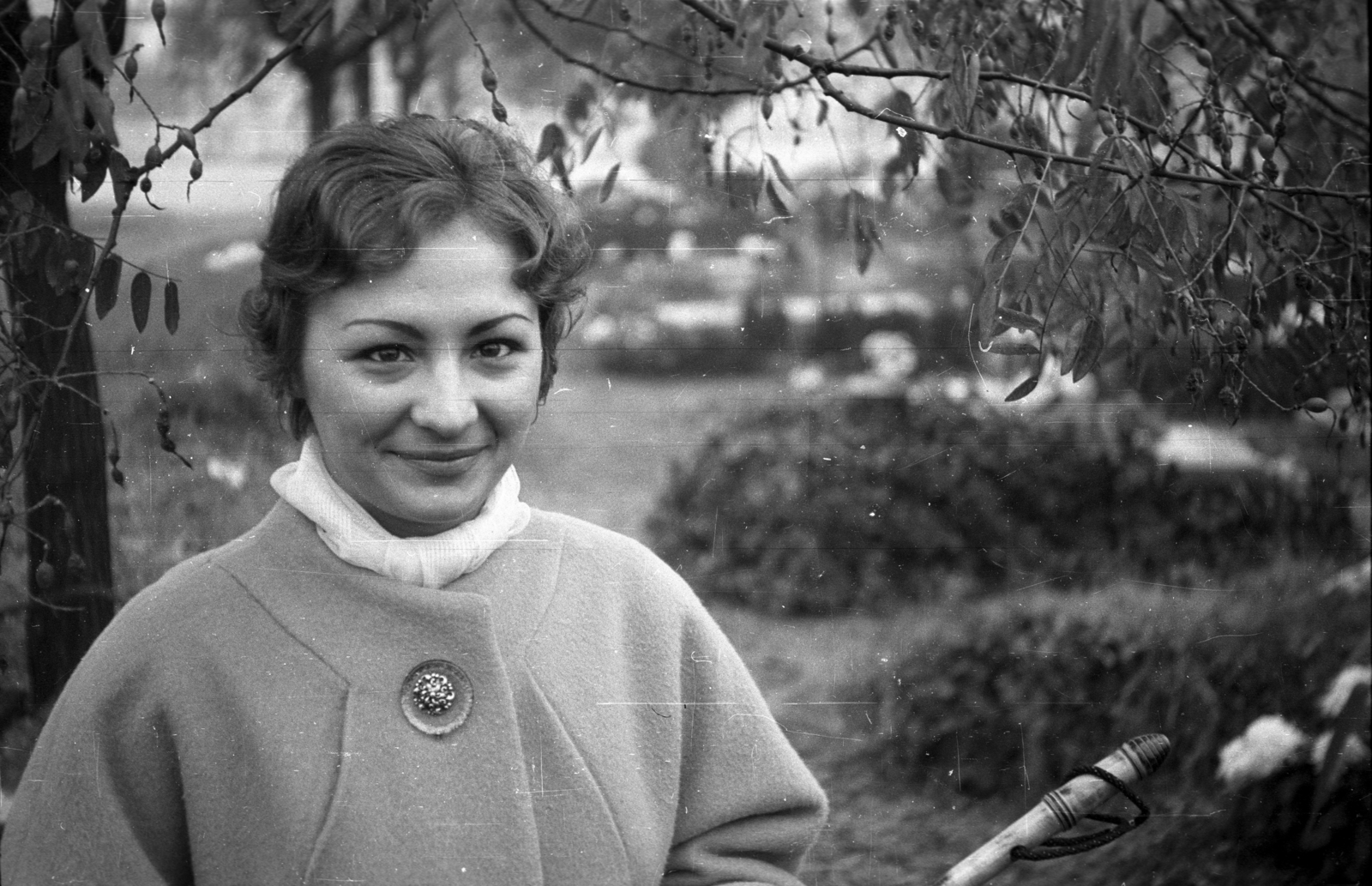 1963, Fortepan/Album013, portrait, garden, lady, winter coat, Fortepan #118155
