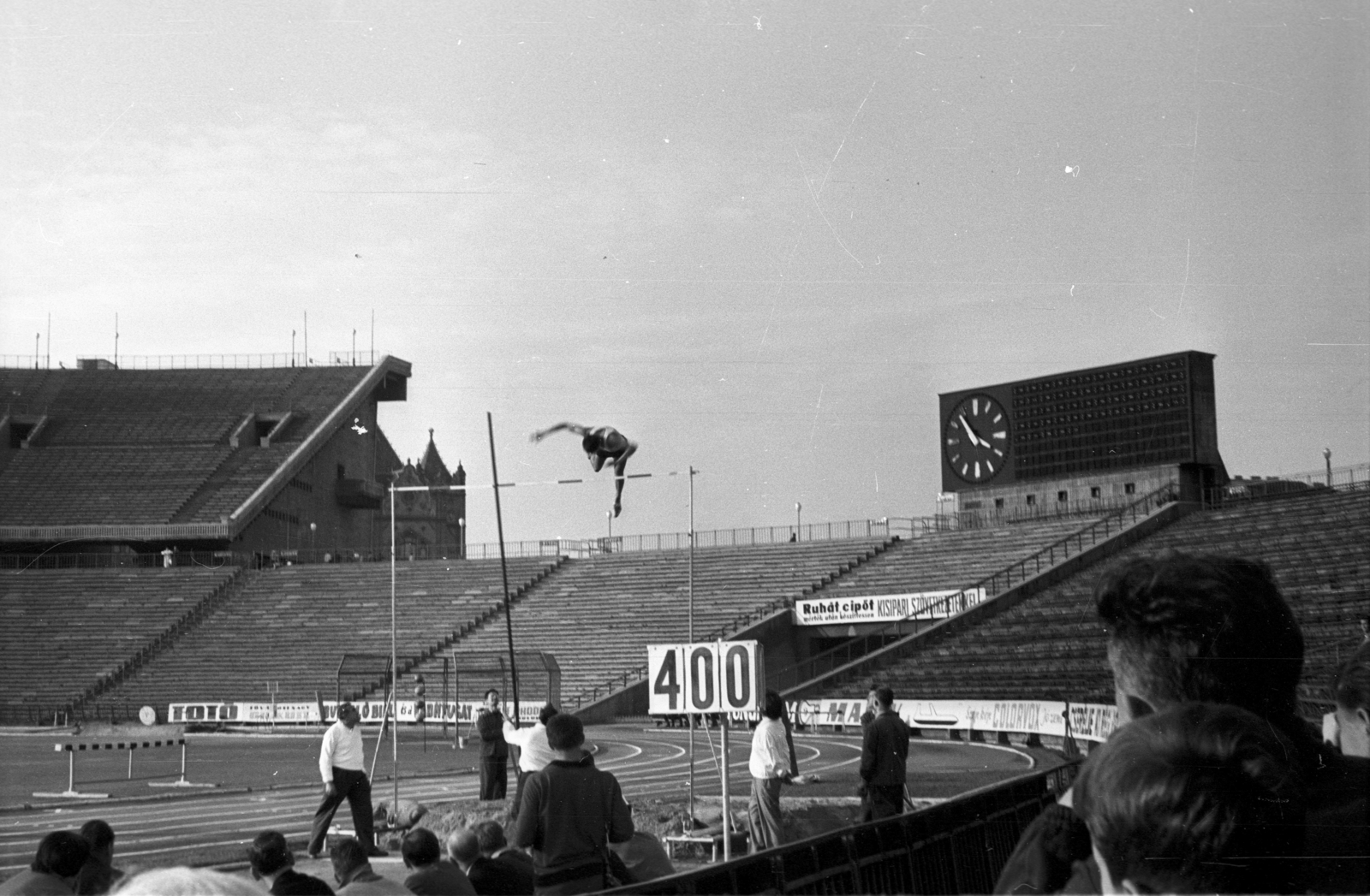 Hungary, Népstadion, Budapest XIV., atlétikai verseny, rúdugrás., 1968, Fortepan/Album013, Budapest, Fortepan #118182