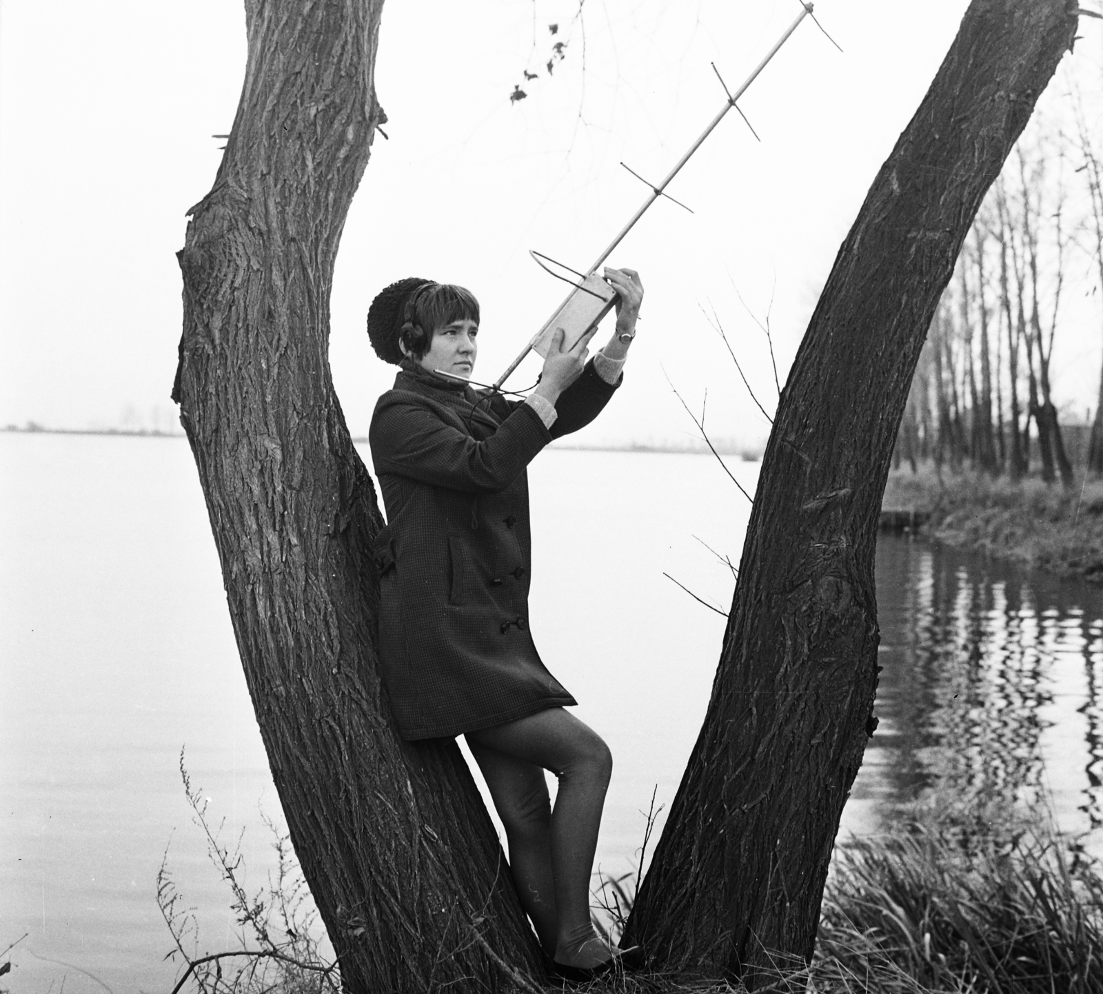 Magyarország, Mályi, Mályi-tó., 1970, MHSZ, támaszkodás, antenna, Fortepan #118253