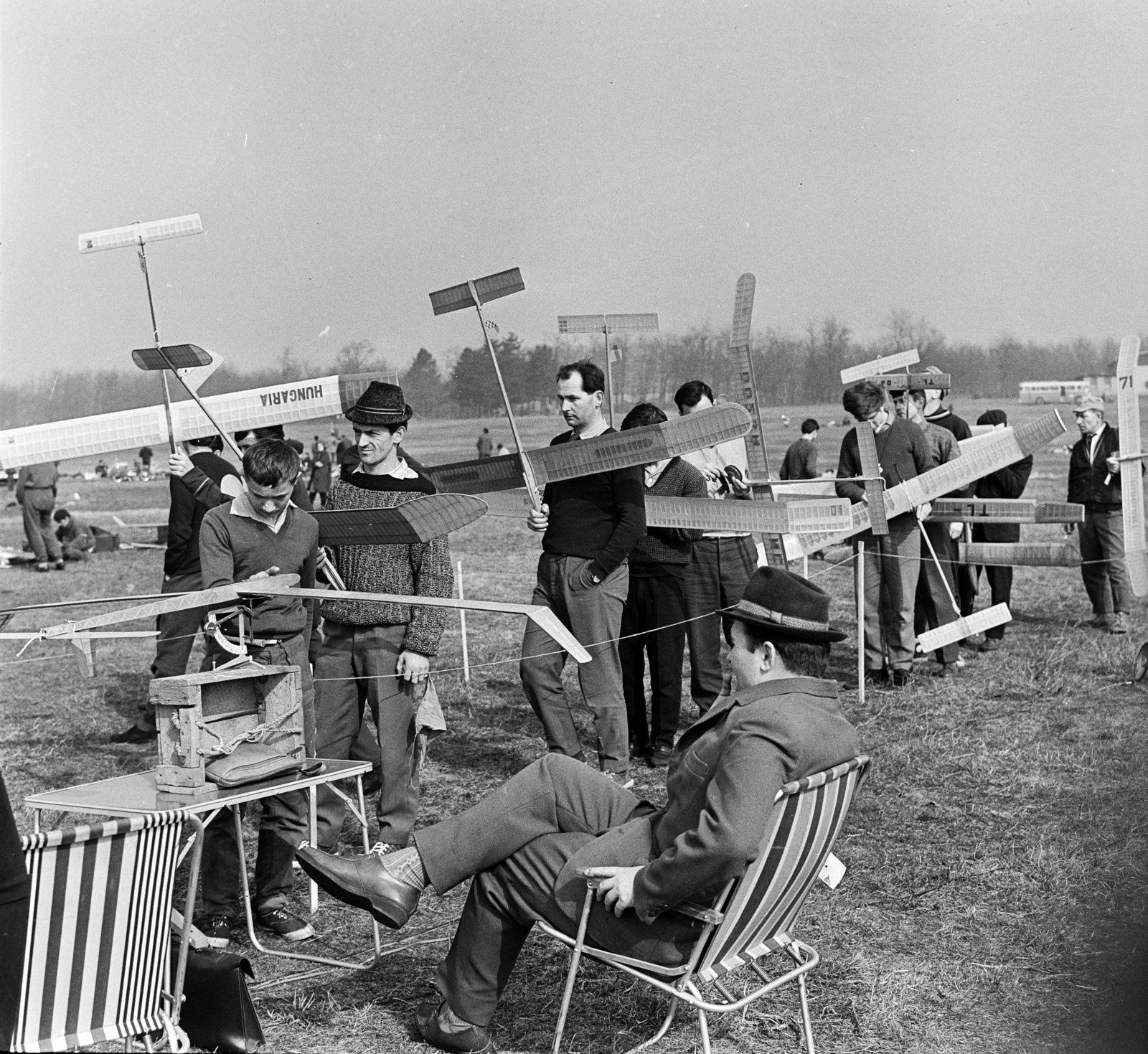 Hungary, Dunakeszi, repülőtér, szabadon repülő modellek versenye., 1969, MHSZ, model plane, Fortepan #118349