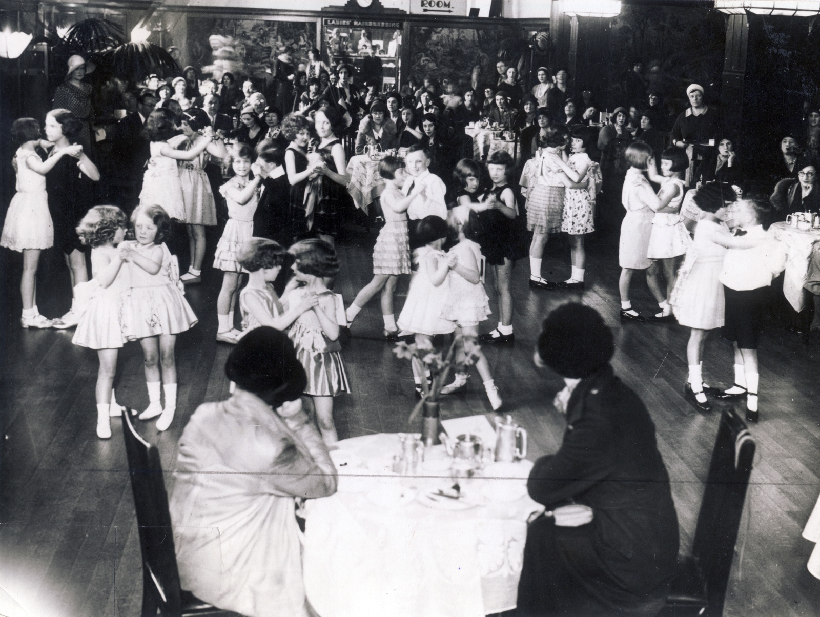 1934, Uj Nemzedék napilap, dance, kids, Fortepan #118687