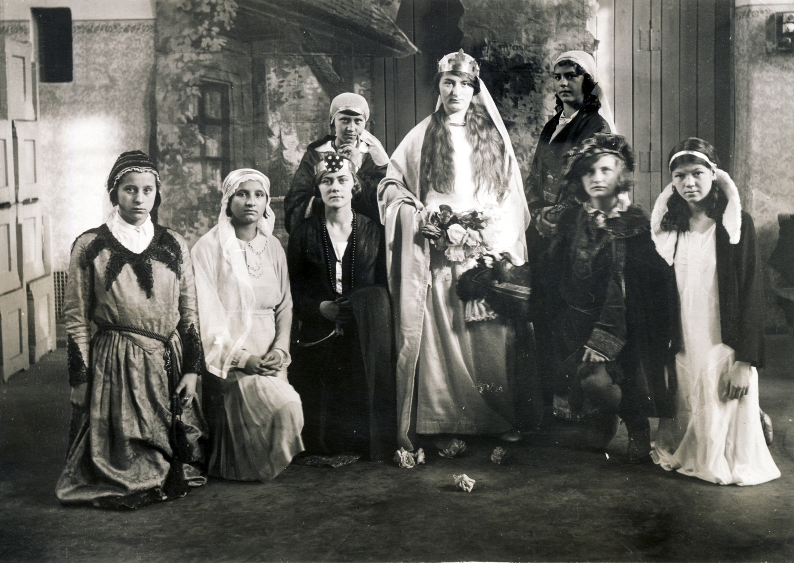 1937, Uj Nemzedék napilap, tableau, costume, Fortepan #118694