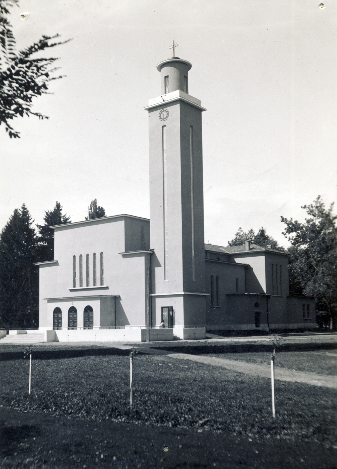 Magyarország, Csurgó, Petőfi tér, Jézus Szíve-templom., 1938, Uj Nemzedék napilap, Fortepan #118697