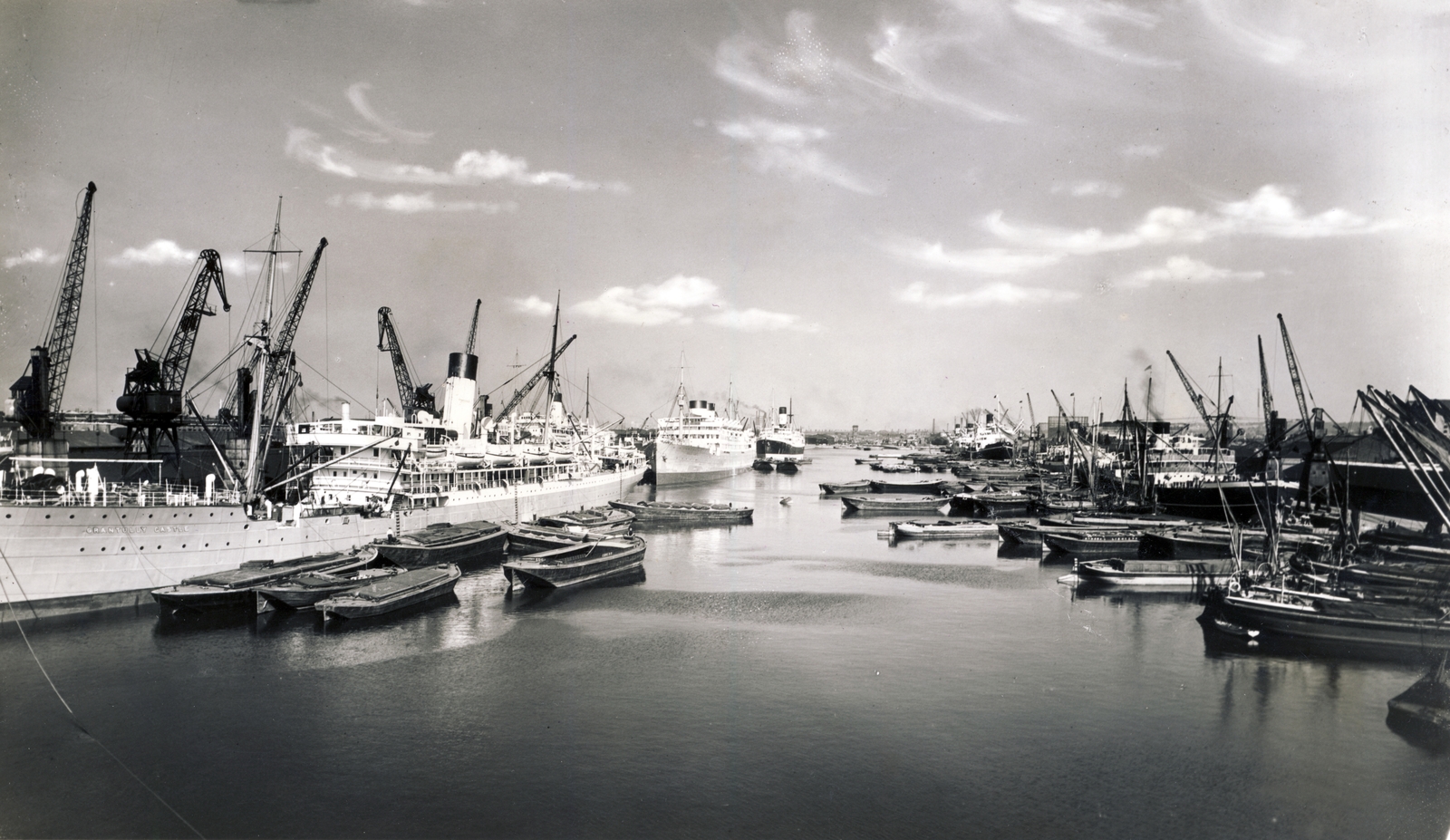 Egyesült Királyság, London, kikötő, Nyugat-India dokkok (West India Docks), Déli dokk (South Dock)., 1937, Uj Nemzedék napilap, Gink Károly, hajó, kikötő, Fortepan #118798