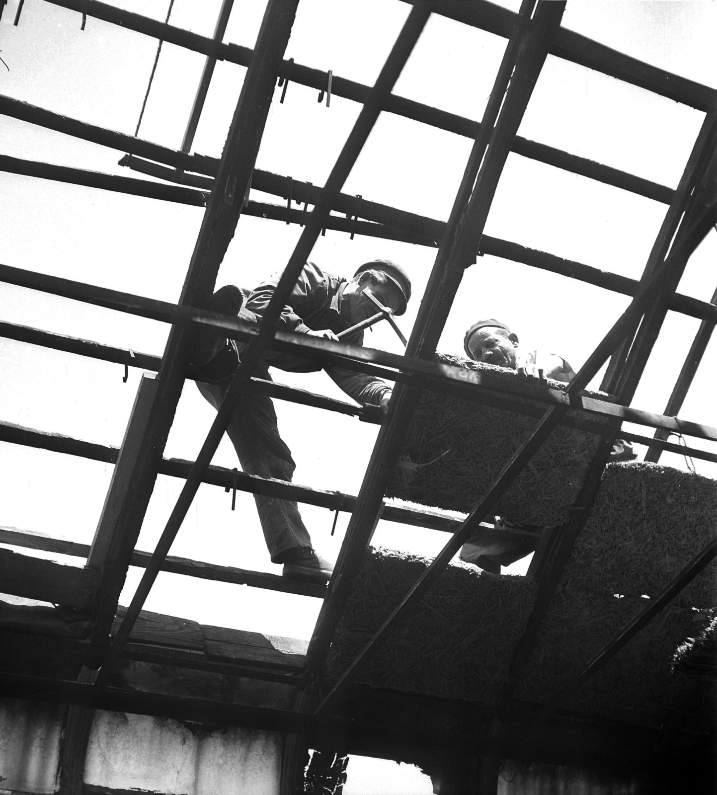 Hungary, Budapest VII., Király utca 51., Kis Pál fényképész egykori napfényműterme., 1959, Tamásy Sándor dr, Budapest, roofer, sunlight studio, Fortepan #118874