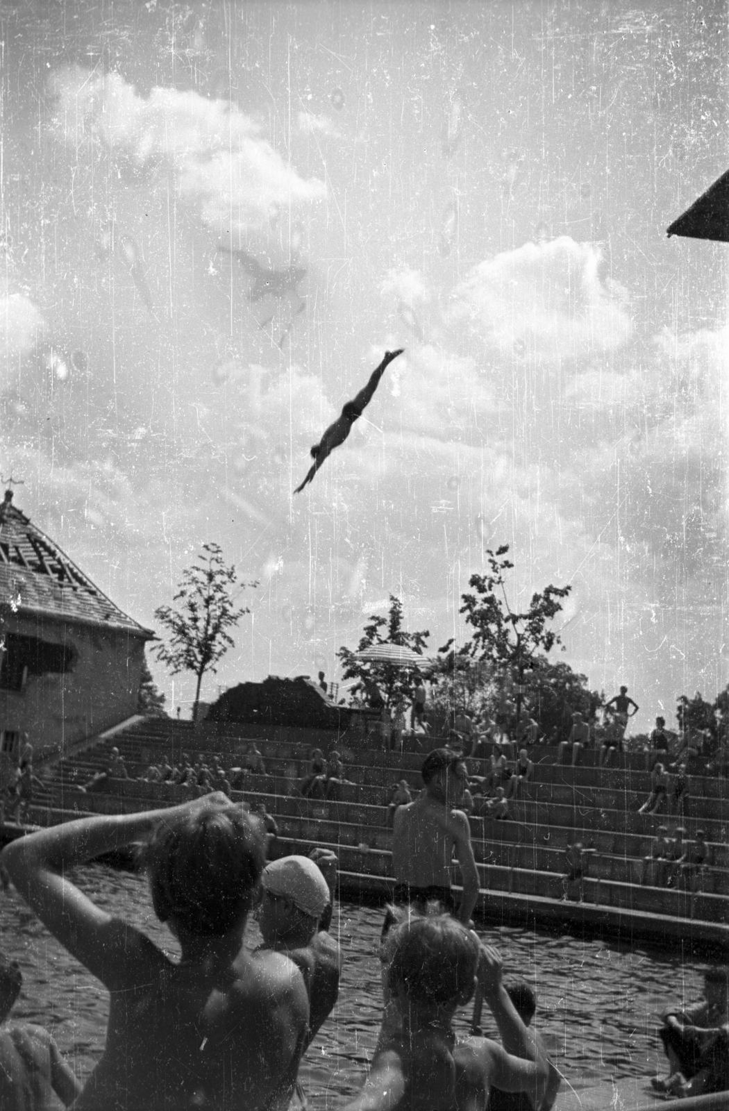 Poland, 1947, Bogdan Celichowski, audience, plunge, Fortepan #119246