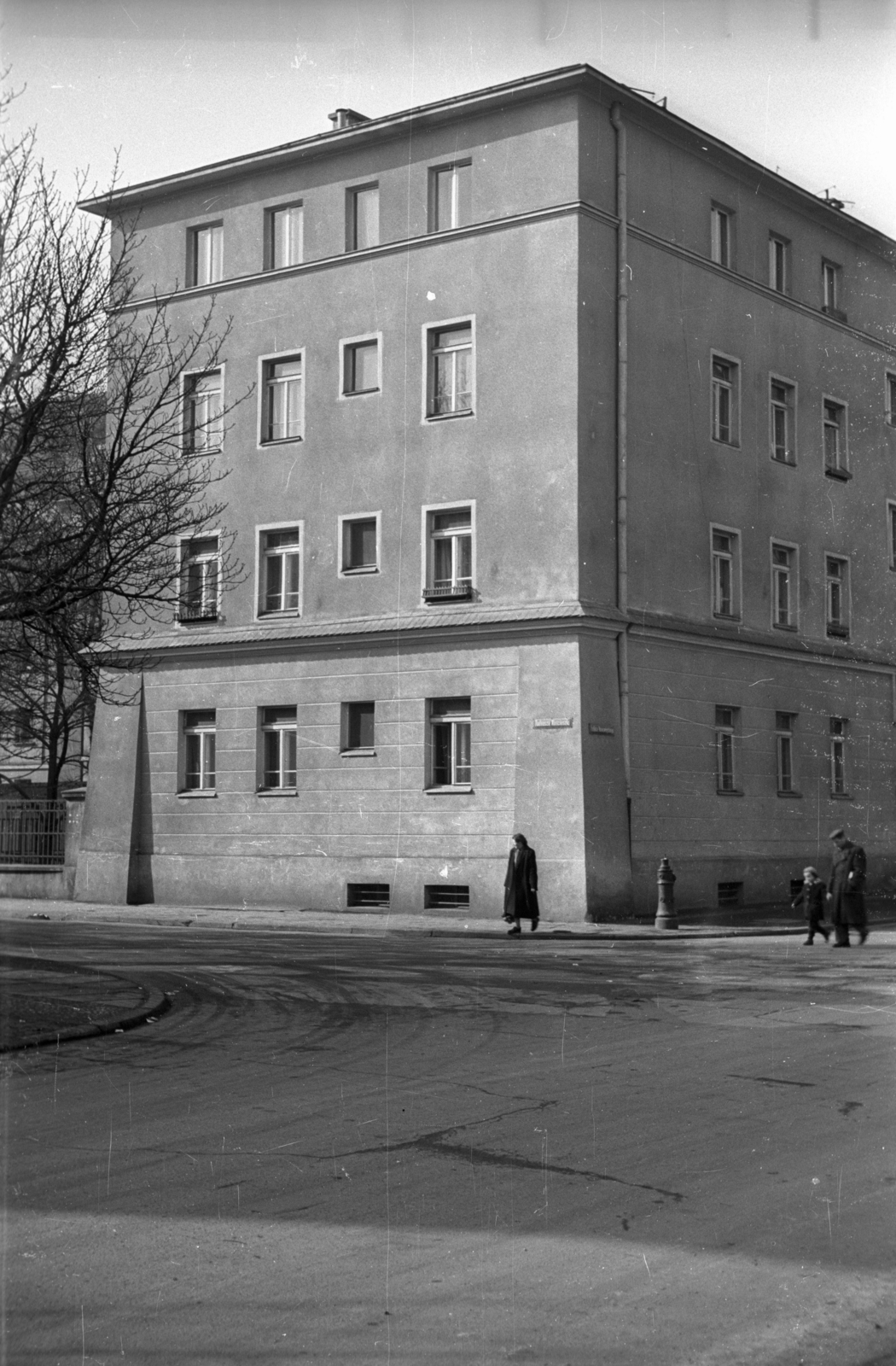 Poland, Poznań, ulica Kościuszki – ulica Nowowiejskiego sarok., 1962, Bogdan Celichowski, Fortepan #119294