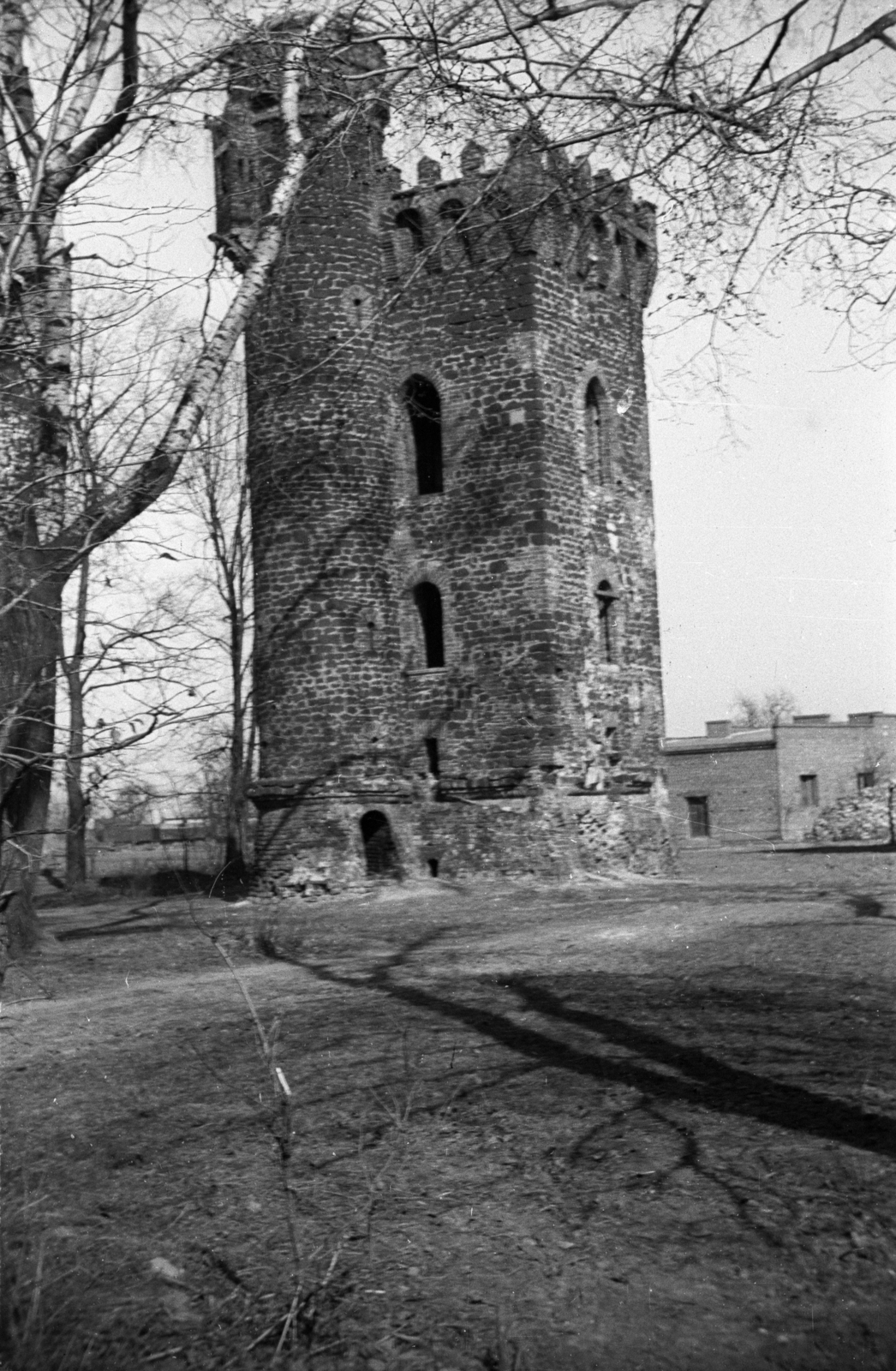Poland, Łowicz, Klicki Park, szemben a Klicki bástya., 1943, Bogdan Celichowski, Fortepan #119394