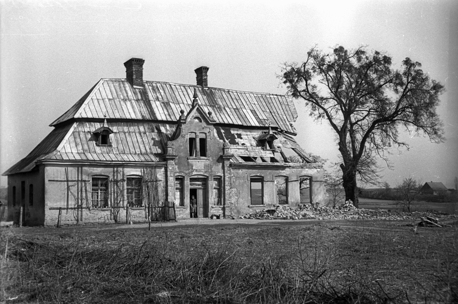 Poland, 1947, Bogdan Celichowski, war damage, damaged building, Fortepan #119596