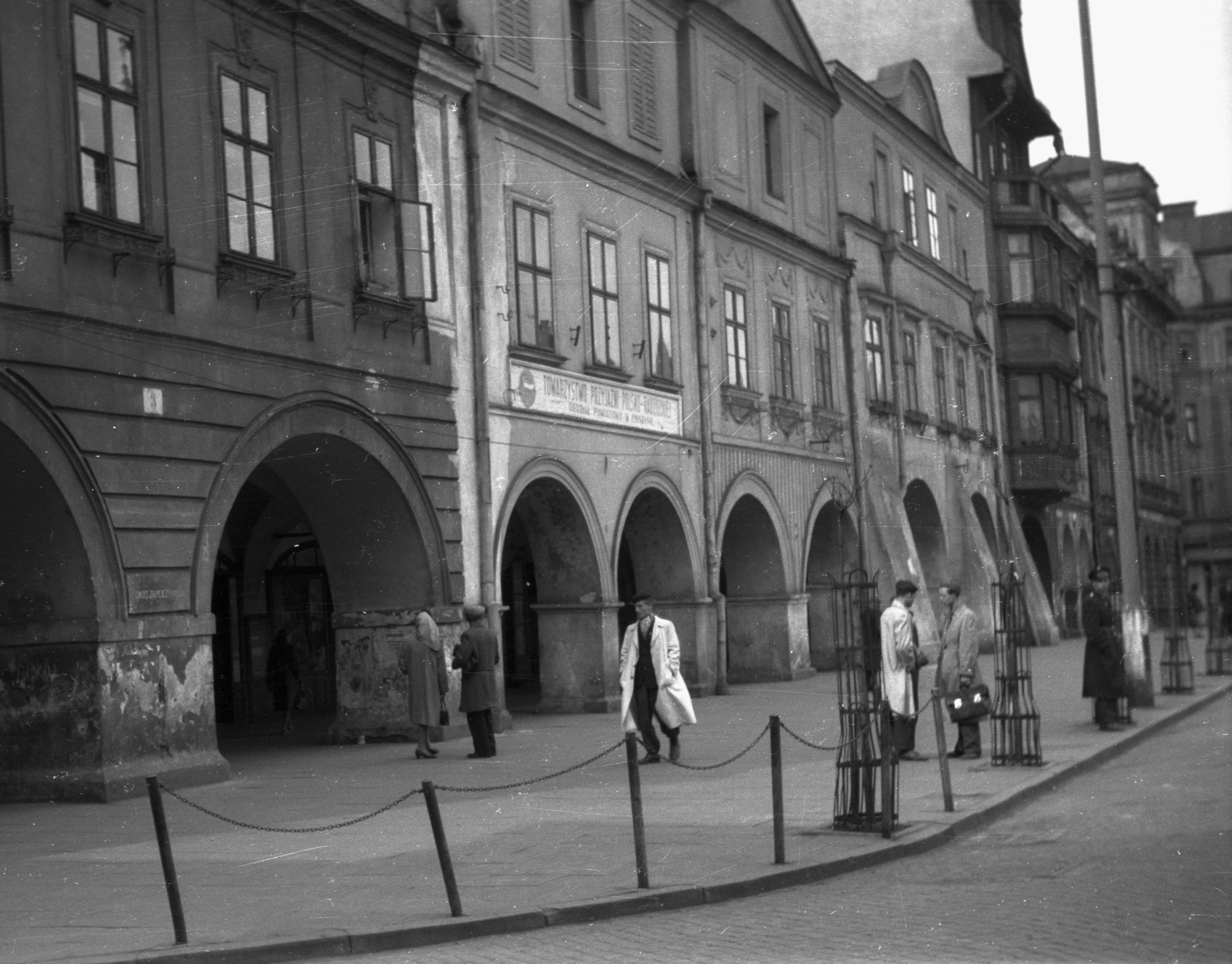 Lengyelország, Cieszyn, Rynek, a város főtere., 1947, Bogdan Celichowski, utcakép, Fortepan #119734