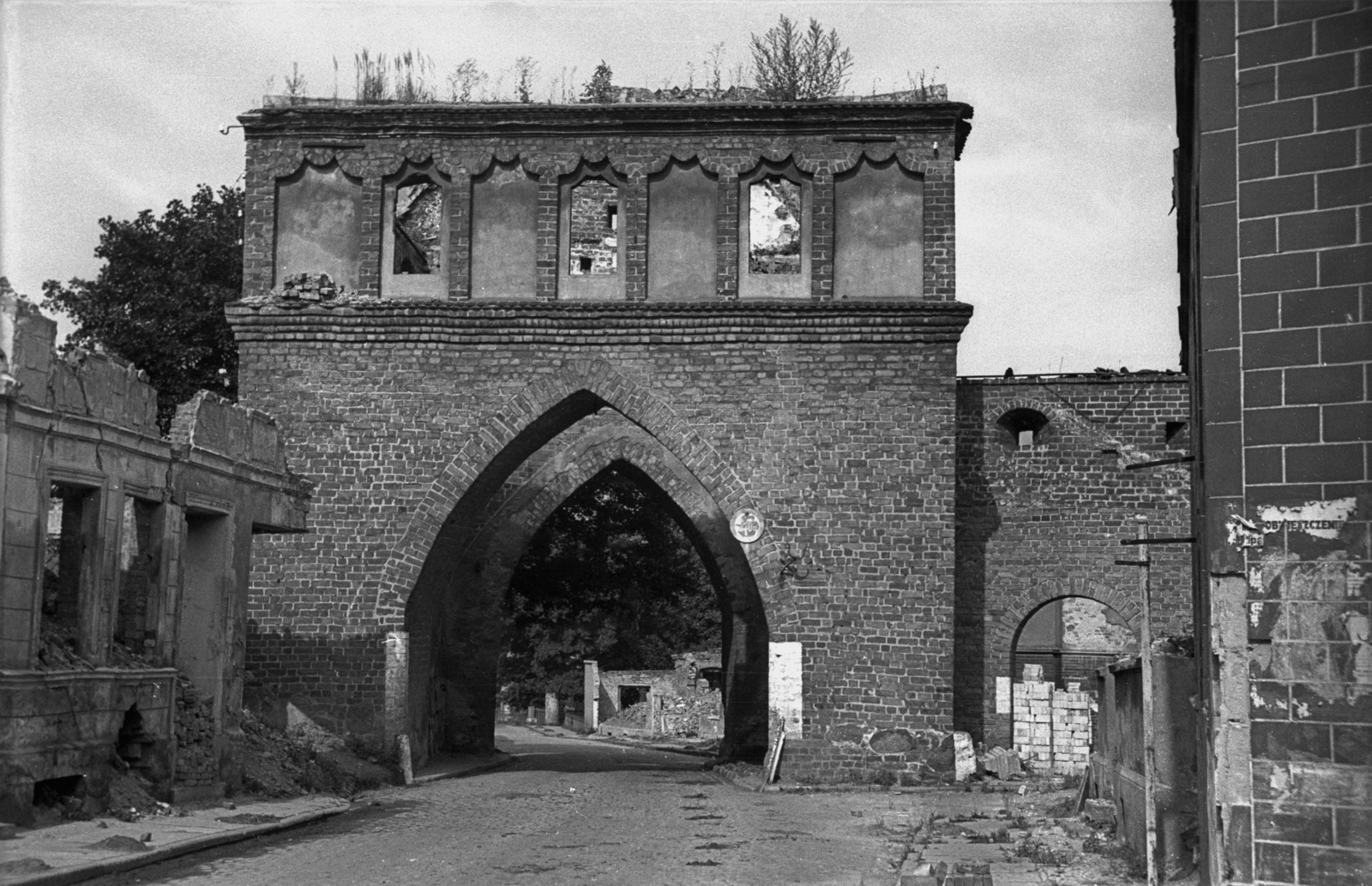 Lengyelország, Stargard, Sánc Kapu (Brama Wałowa)., 1947, Bogdan Celichowski, műemlék, Fortepan #119890
