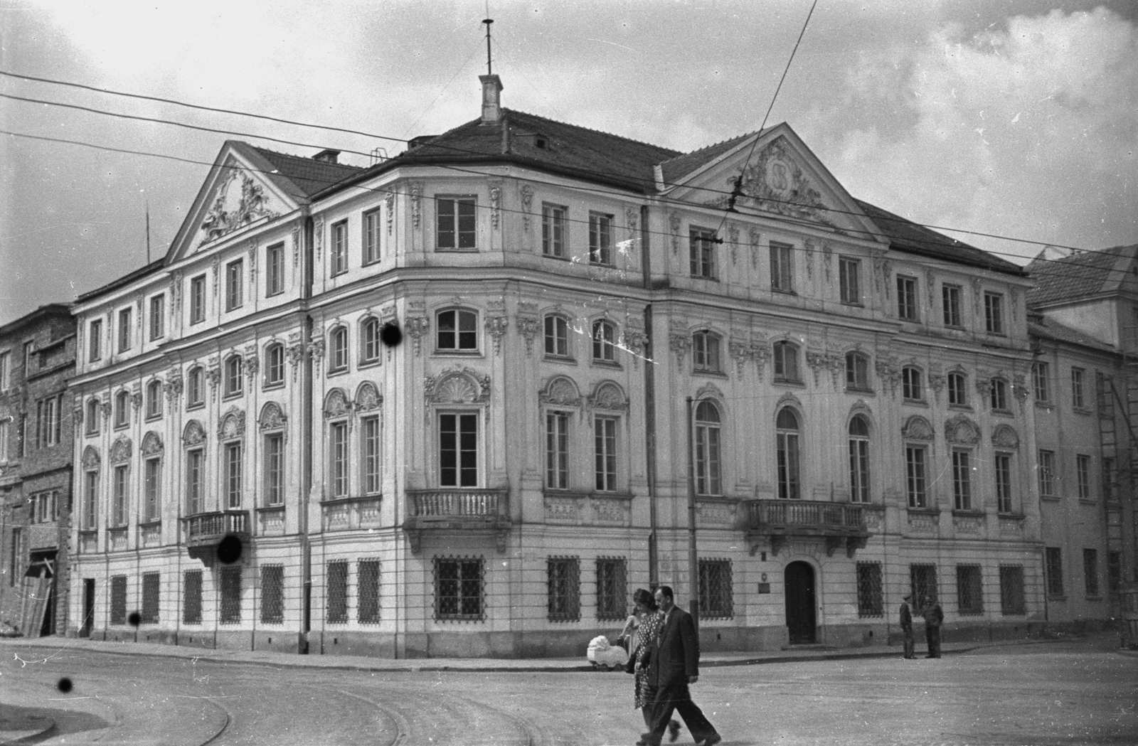 Lengyelország, Varsó, ulica Trębacka - ulica Kozia sarok, Wesslów-palota., 1949, Bogdan Celichowski, barokk-stílus, palota, Jakub Fontana-terv, Fortepan #119927