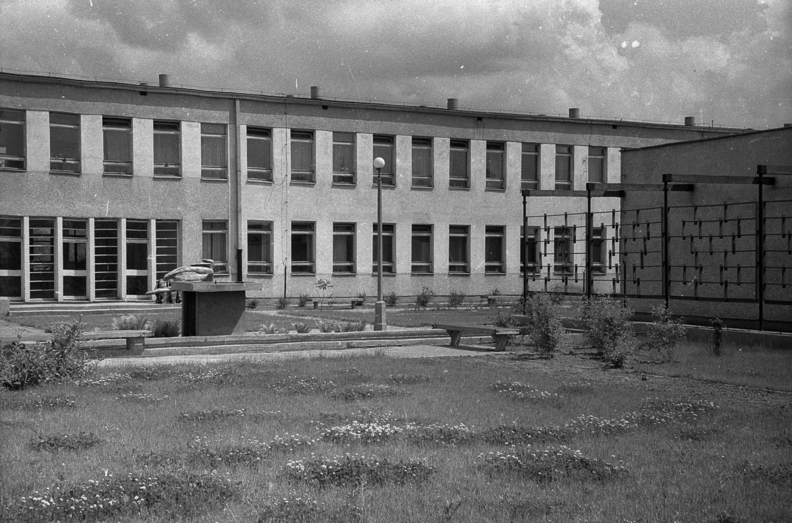 Lengyelország, Poznań, az Orvosi Egyetem (Uniwersytet Medyczny im. Karola Marcinkowskiego) Pszichiátria Klinikája., 1972, Bogdan Celichowski, Fortepan #119979