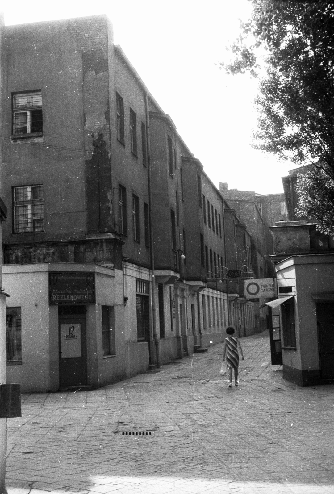 Poland, Poznań, Pasaż Apollo az ulica Piekary felől az ulica Ratajczaka felé nézve., 1978, Bogdan Celichowski, Fortepan #120071