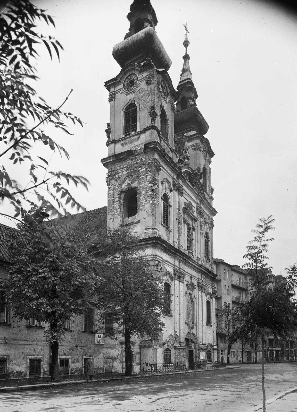 Hungary, Budapest I., Batthyány tér, Szent Anna-templom., 1952, UVATERV, war damage, Budapest, church, Fortepan #12022