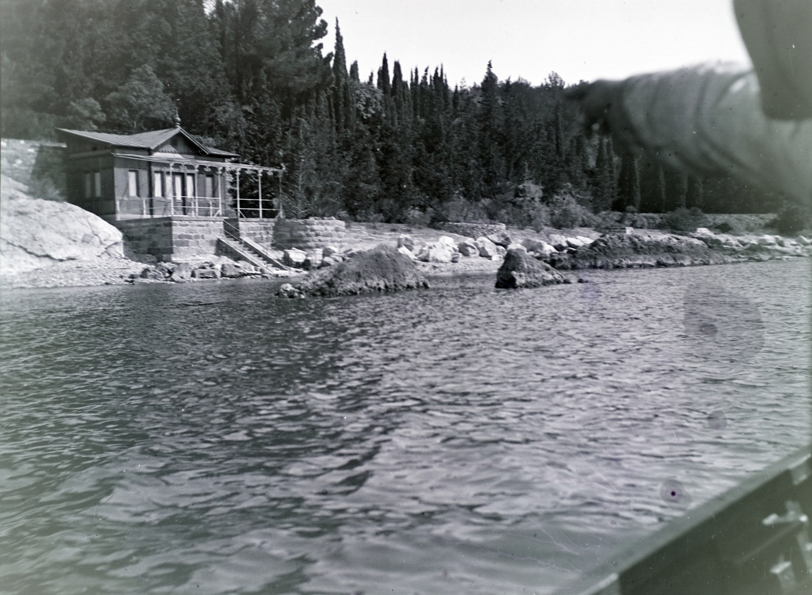 1913, Hanser Mária, woods, ship, shore, port, water, rock, house, pine, Fortepan #120369