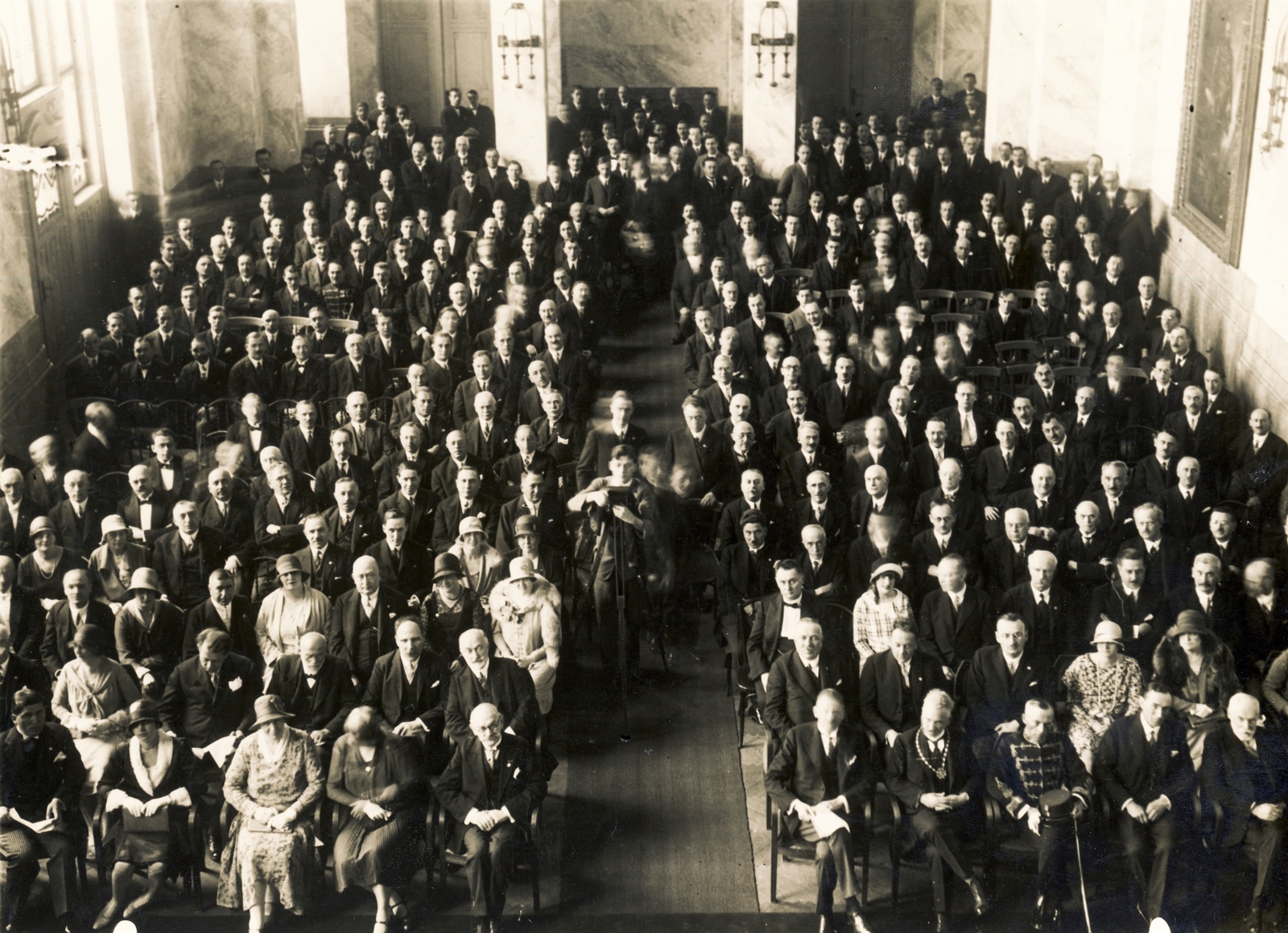 Hungary, Budapest XI., Műegyetem rakpart 3., a József Műegyetem (később Budapesti Műszaki és Gazdaságtudományi Egyetem) díszterme, elektrotechnikai jubileumi ülés., 1922, Hanser Mária, Alajos Hauszmann-design, Franz Joseph I of Austria portrayal, Budapest, Budapest University of Technology, Fortepan #120662