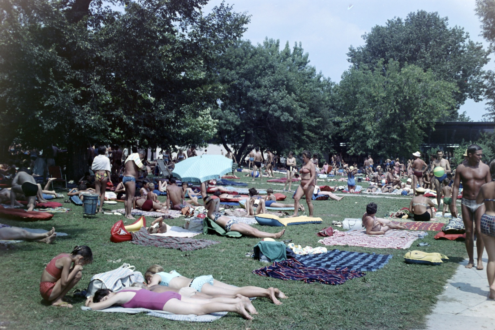 1967, Inkey Tibor, beach, colorful, Fortepan #120853