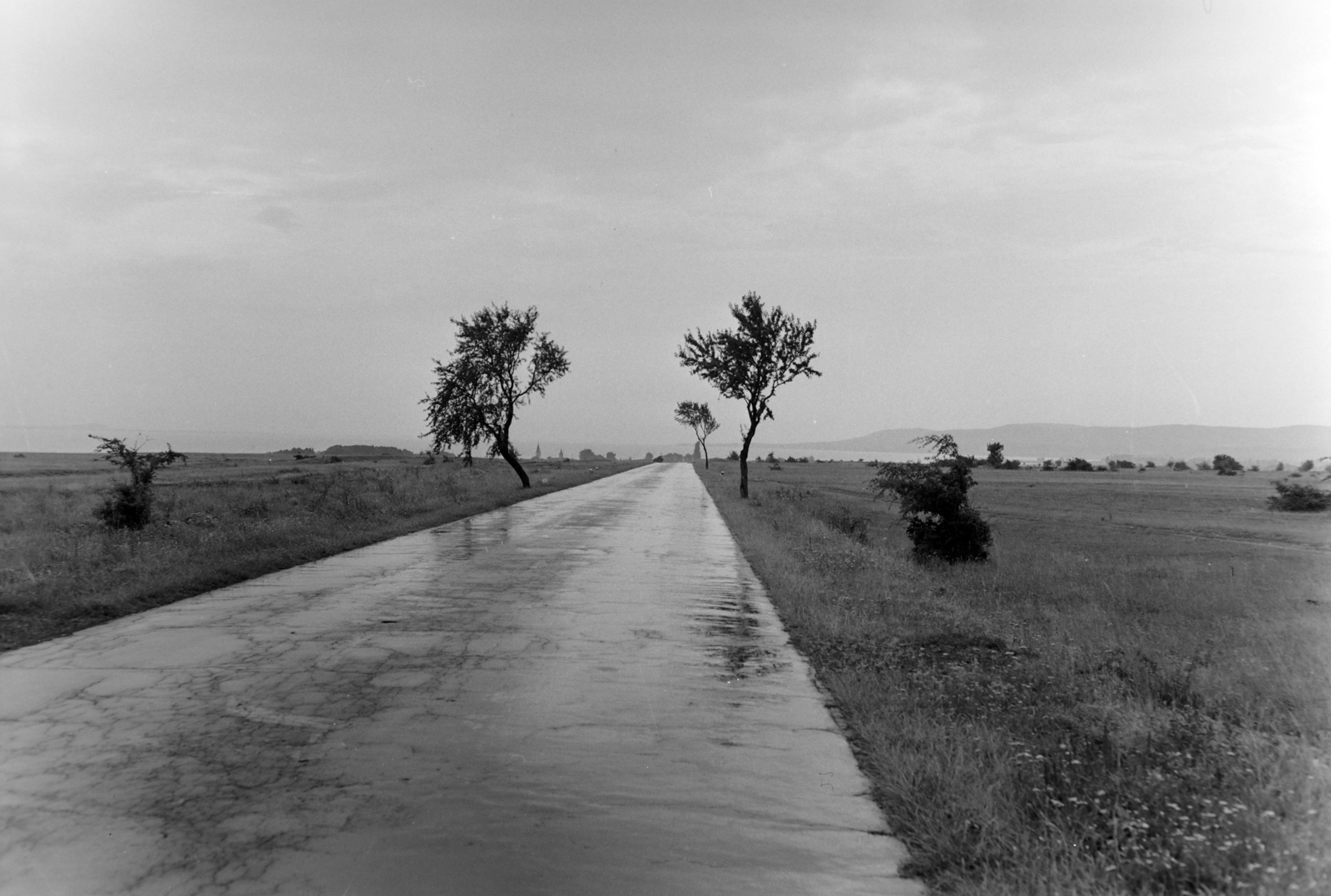 Hungary, a 71-es főút Balatonudvari felöl Balatonakali felé nézve., 1955, Inkey Tibor, Fortepan #121033