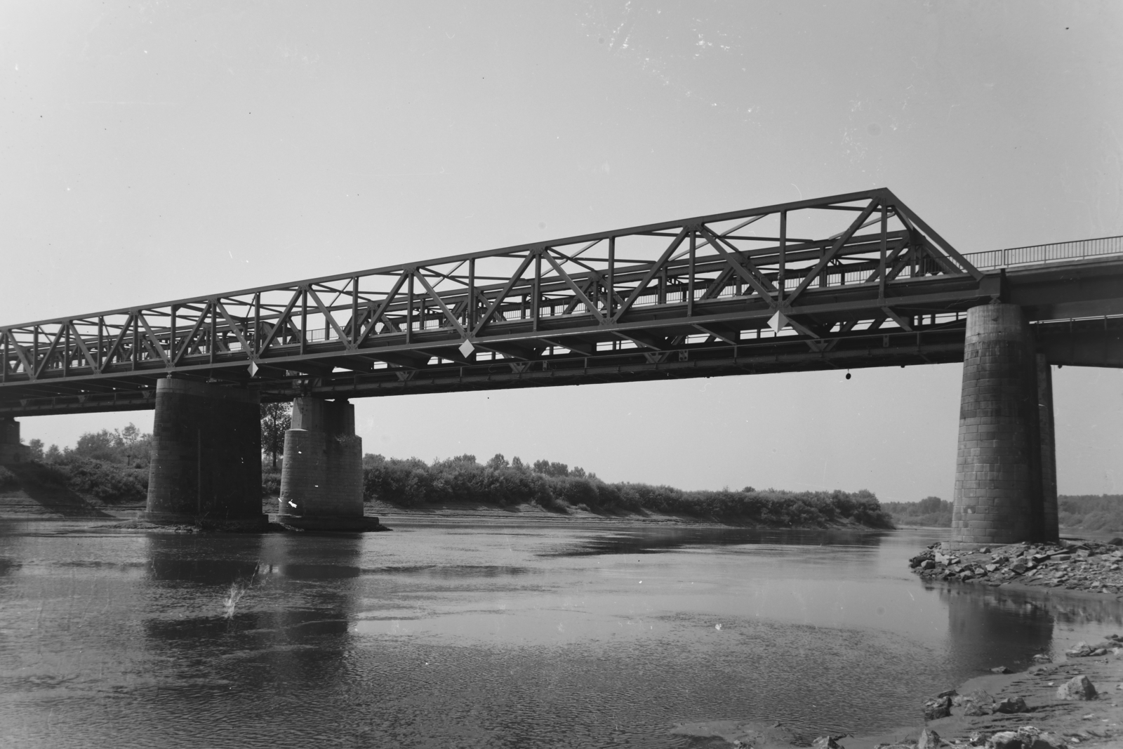 Hungary, Tiszafüred, közúti híd és mögötte a vasúti híd., 1967, UVATERV, Fortepan #121089